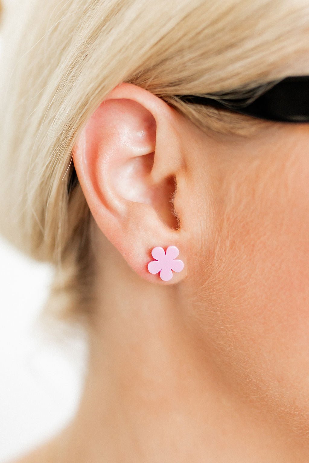 Jenna Flower Stud - Bubble Gum Pink - Earrings - LINNY CO WholesaleAcetate