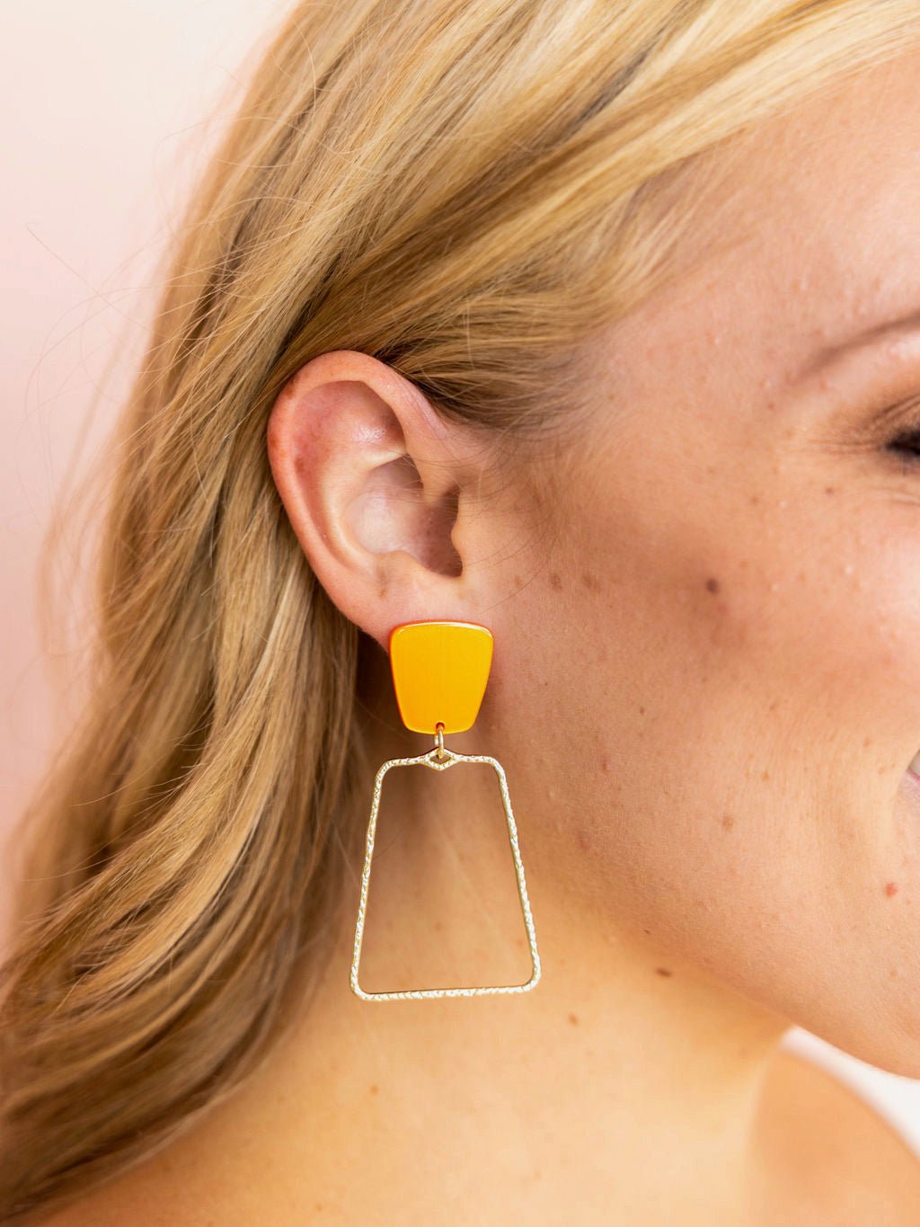 Kaelyn - Metallic Orange - Earrings - LINNY CO WholesaleAcetate