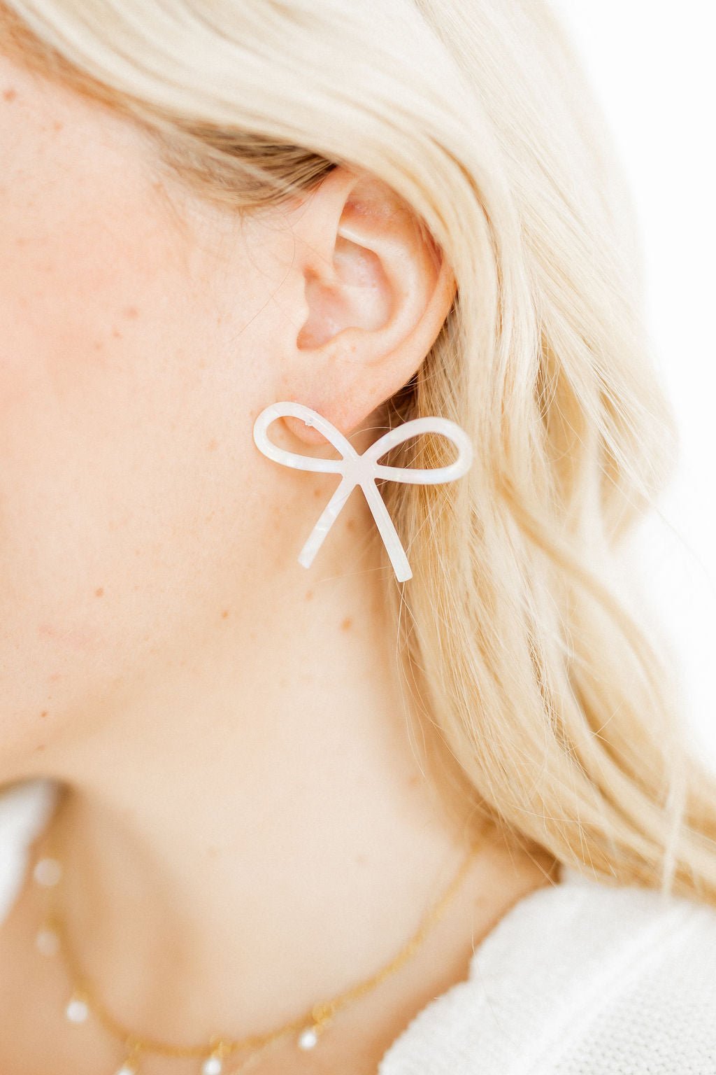 Lola Bow Earrings - Iridescent - LINNY CO WholesaleAcetate