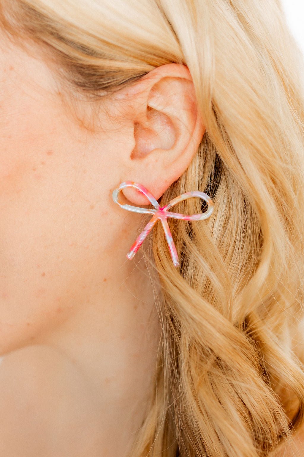 Lola Bow Earrings - Pink Sprinkles - LINNY CO WholesaleAcetate