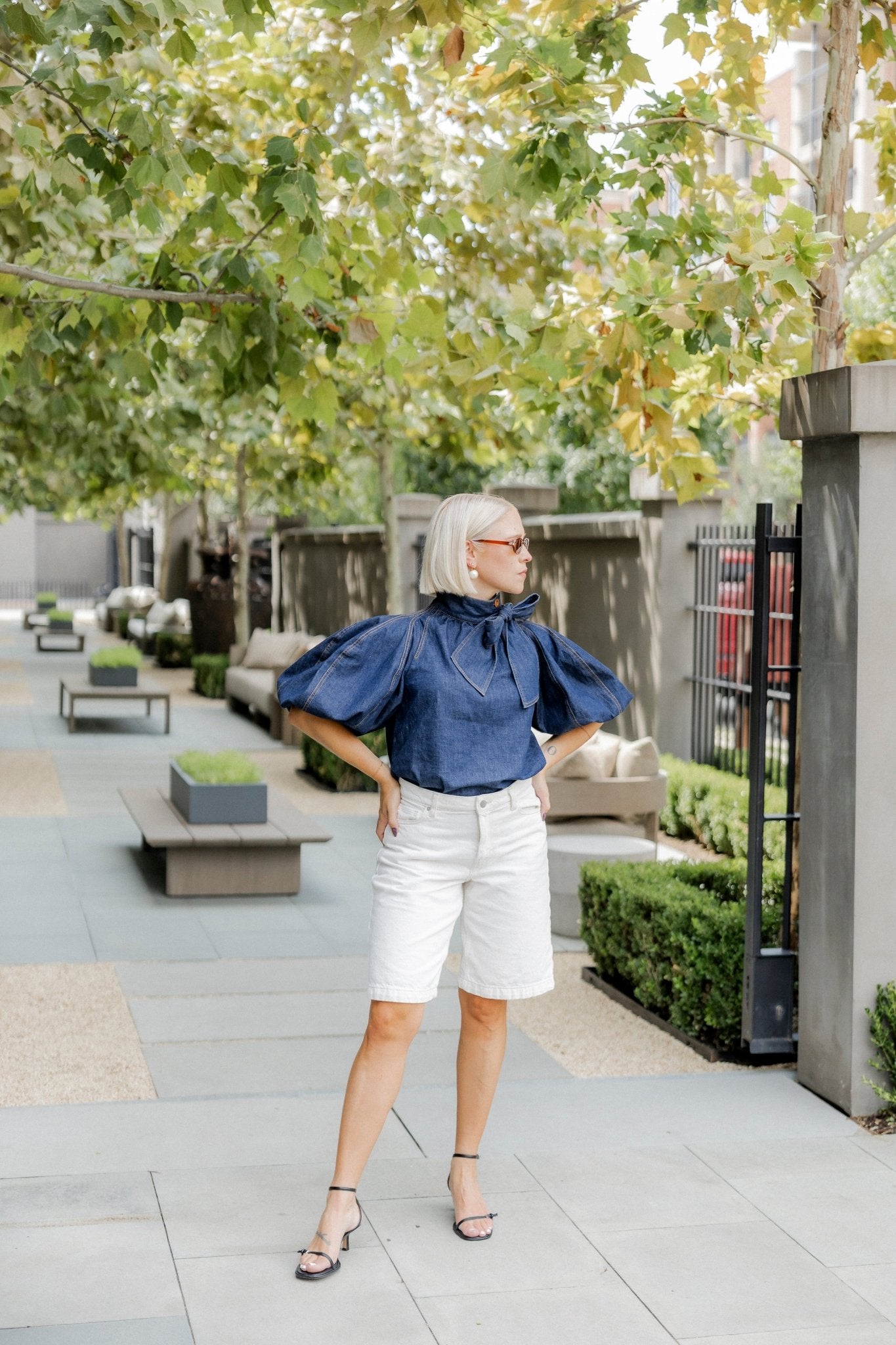 Mary Pearl Statement Earrings - LINNY CO Wholesale