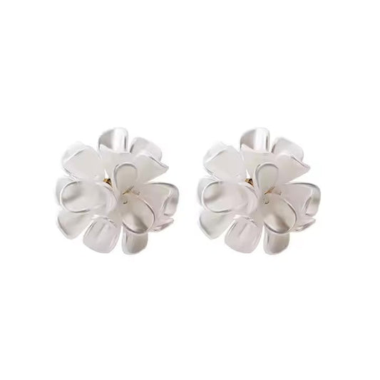 Mason Pearl Flower Statement Earrings - LINNY CO WholesaleMetals