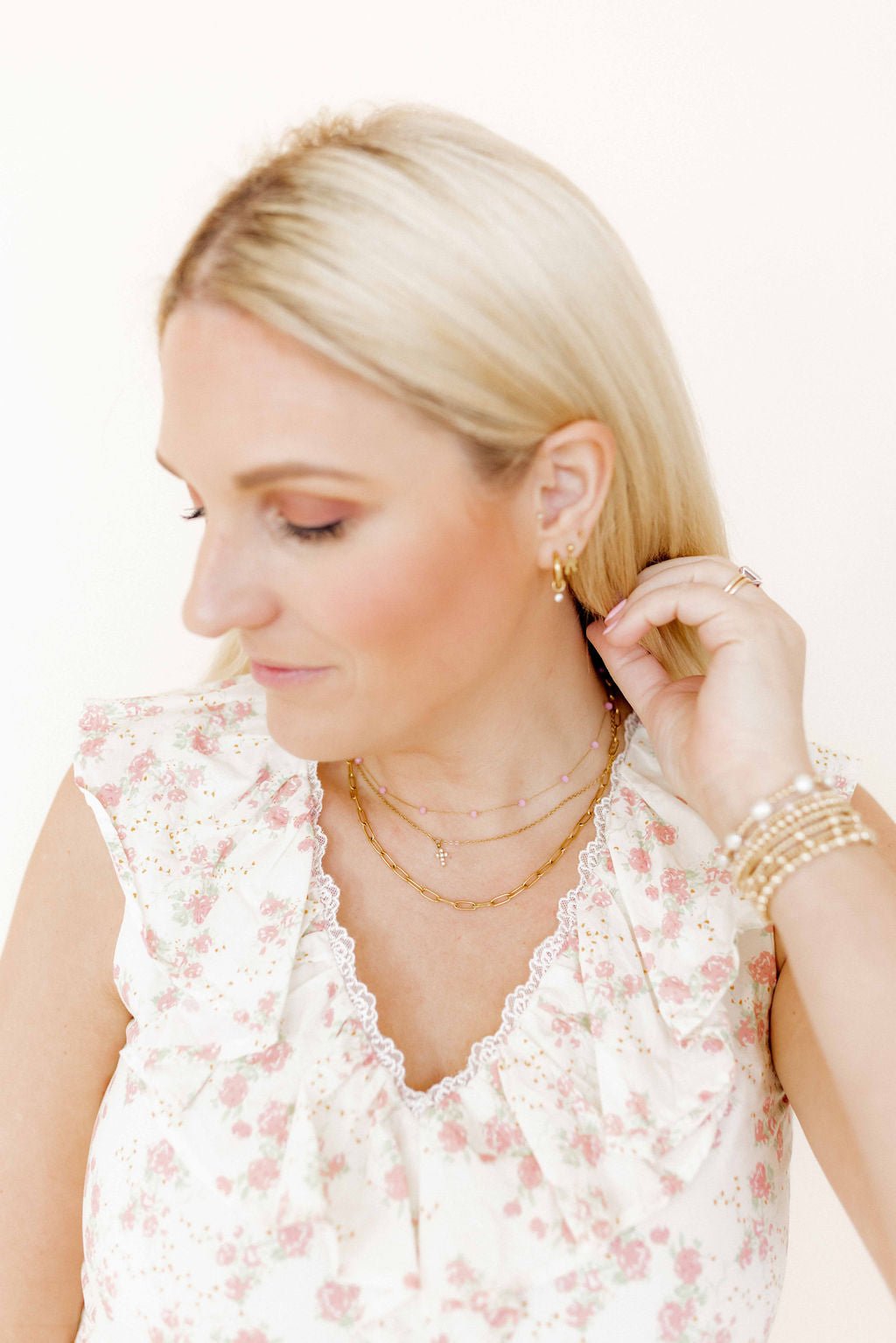 Necklace - Carly Cross Gold - LINNY CO WholesaleMetals