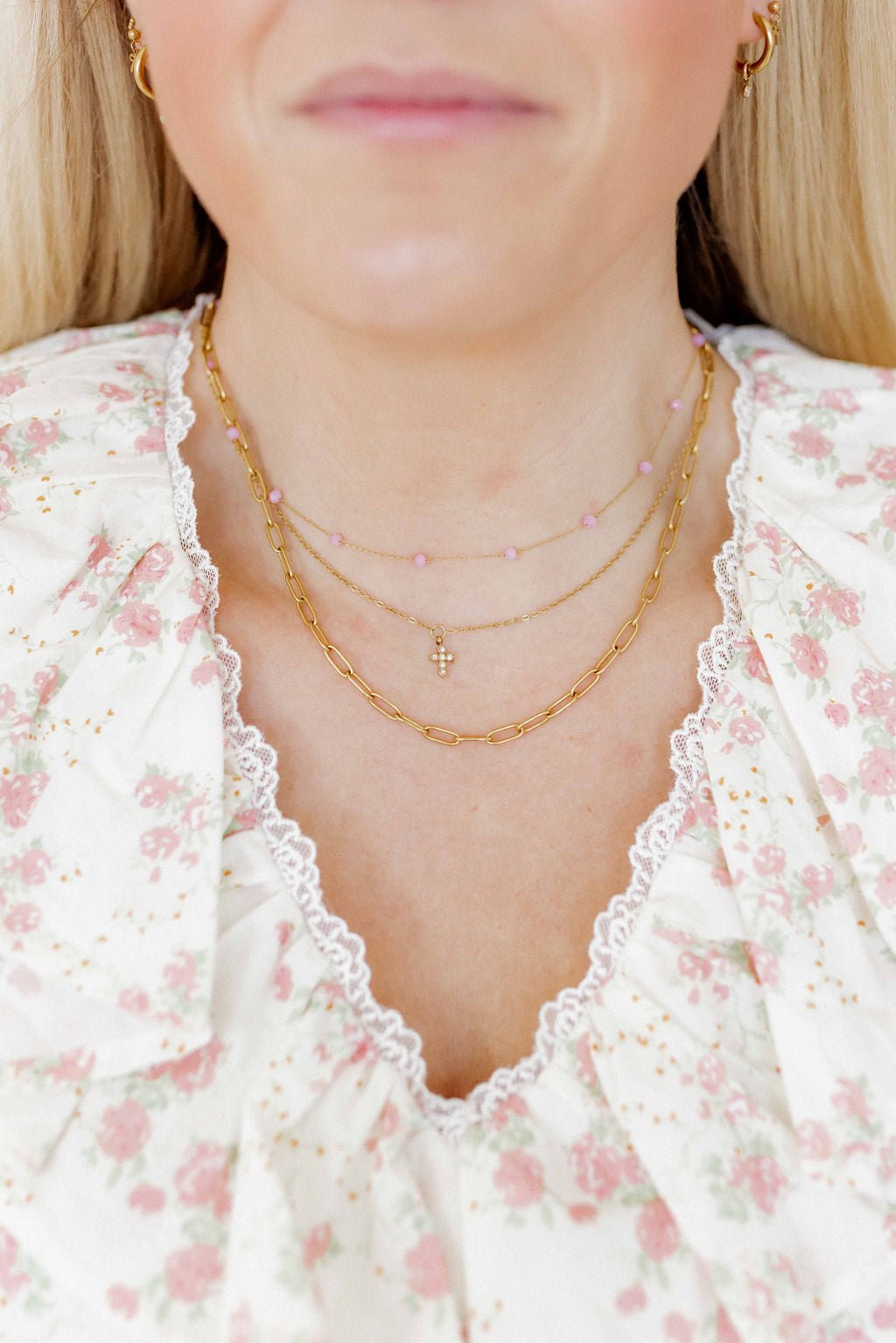 Necklace - Carly Cross Gold - LINNY CO WholesaleMetals