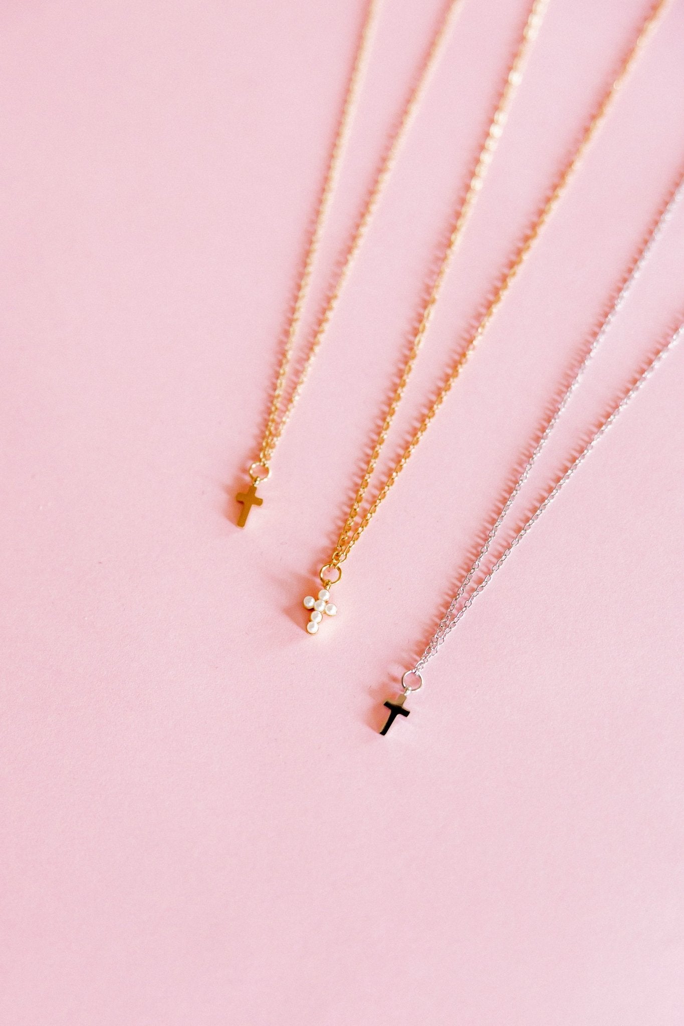 Necklace - Carly Cross Pearl Gold - LINNY CO WholesaleMetals