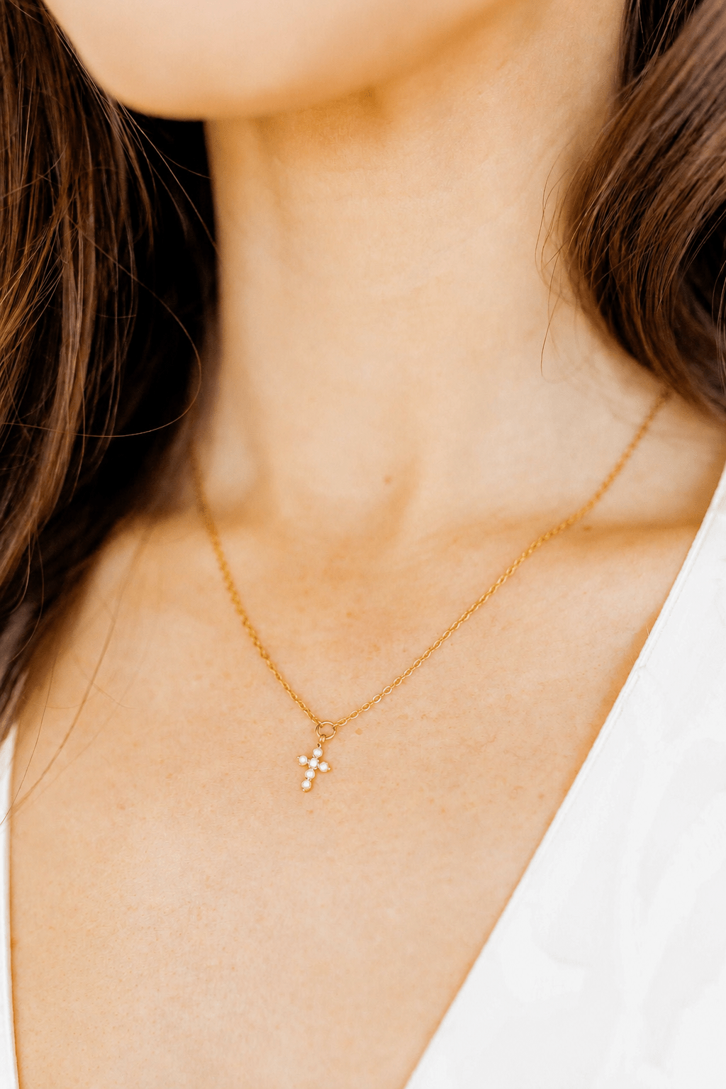 Necklace - Carly Cross Pearl Gold - LINNY CO WholesaleMetals