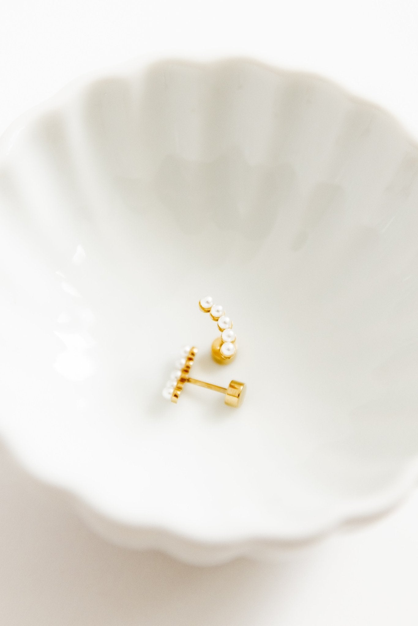 Screwback Stud Earrings - Abigail Pearl - LINNY CO WholesaleStuds