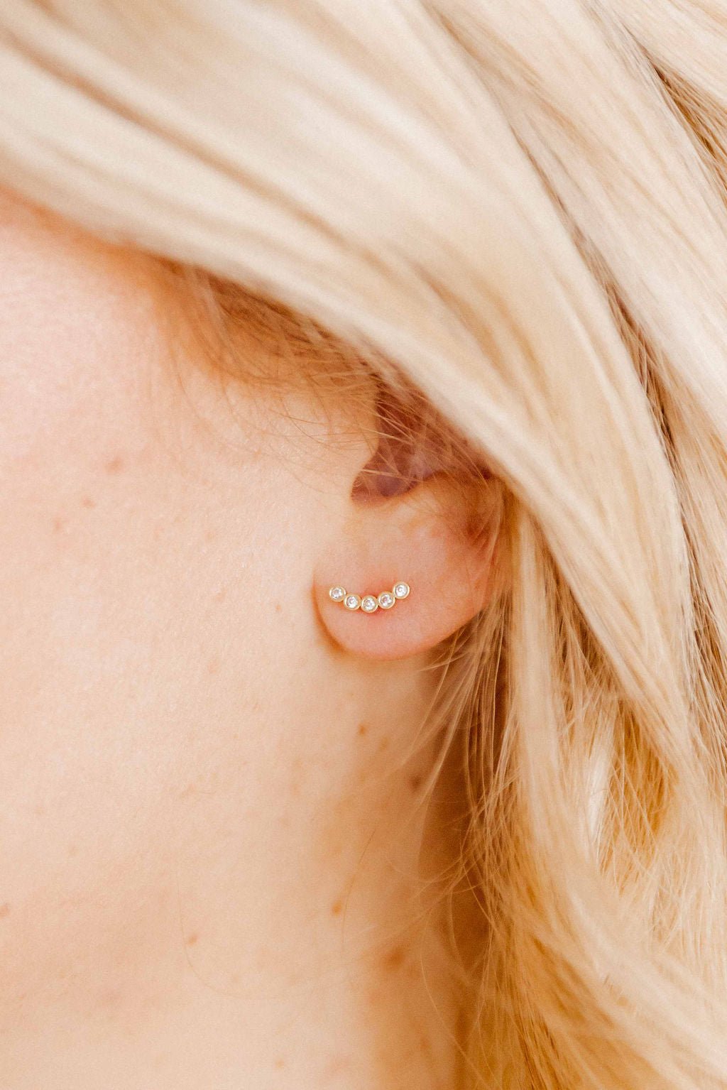 Screwback Stud Earrings - Abigail Sparkle Gold - LINNY CO WholesaleStuds