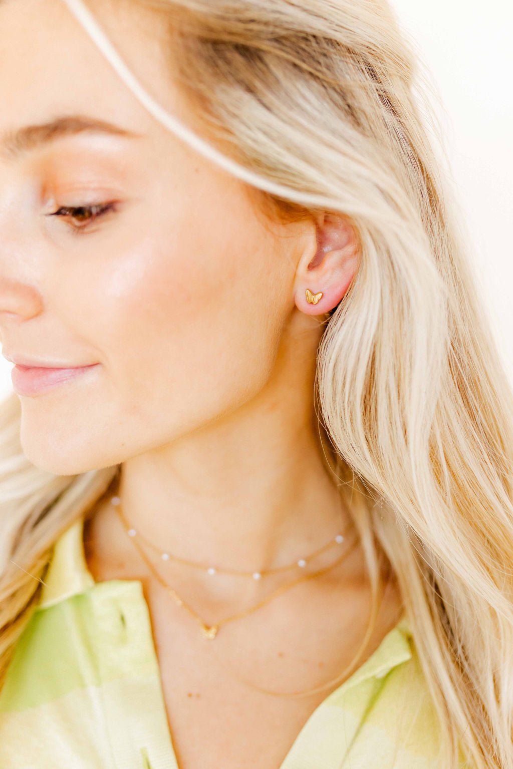 Screwback Stud Earrings - Bella Butterfly - LINNY CO WholesaleStuds