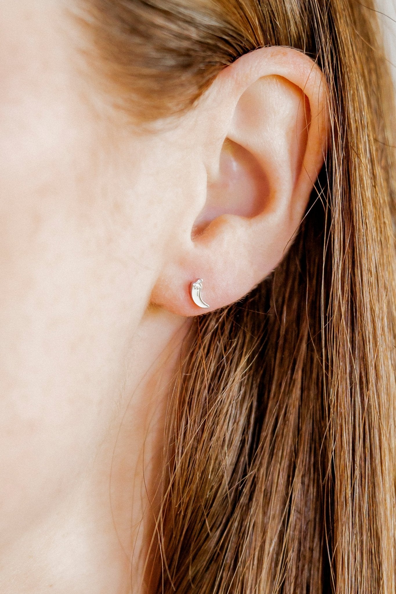 Screwback Stud Earrings - Chili Pepper Silver - LINNY CO Wholesale
