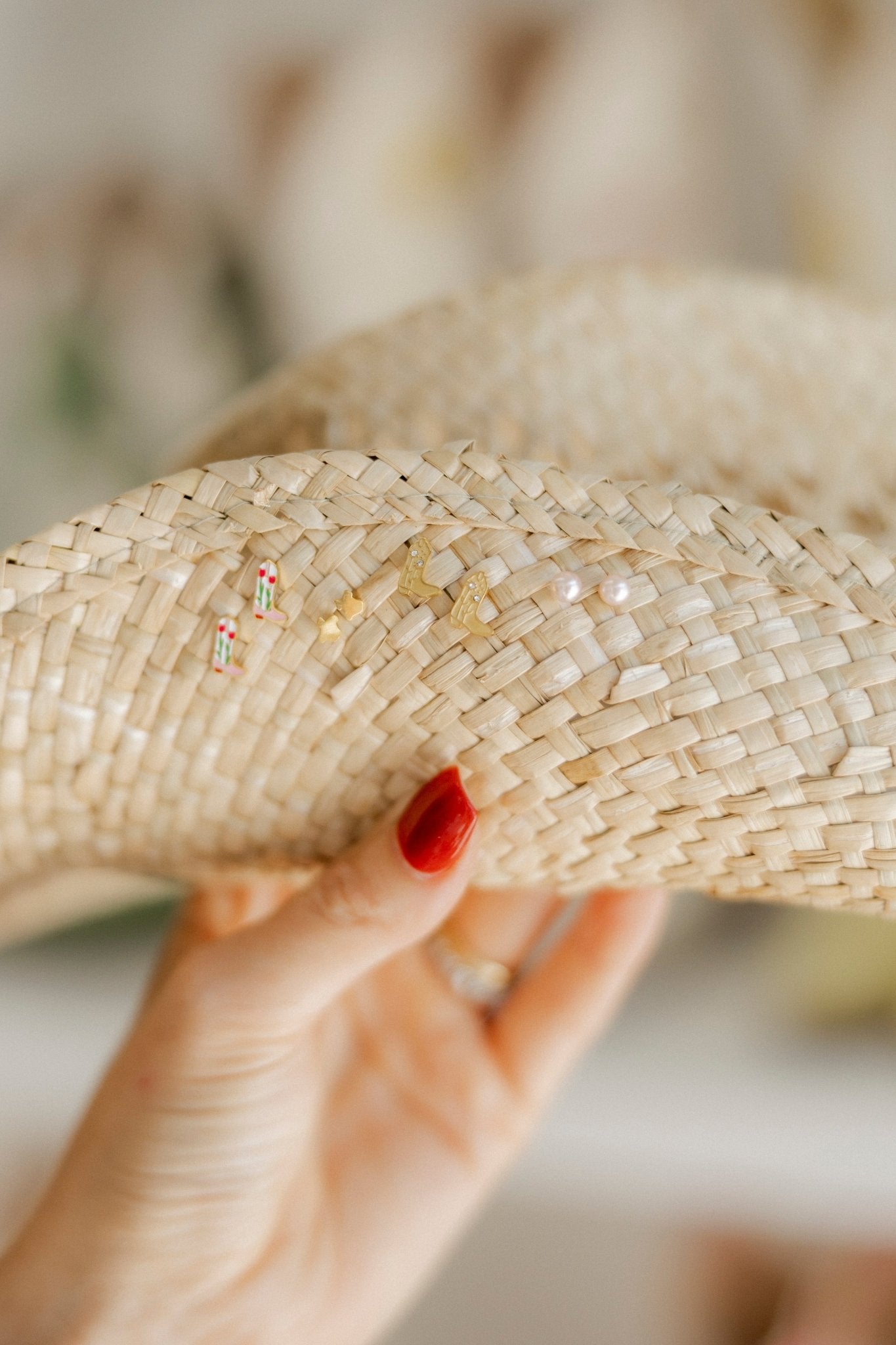 Screwback Stud Earrings - Daisy Cowgirl Boot - LINNY CO WholesaleStuds