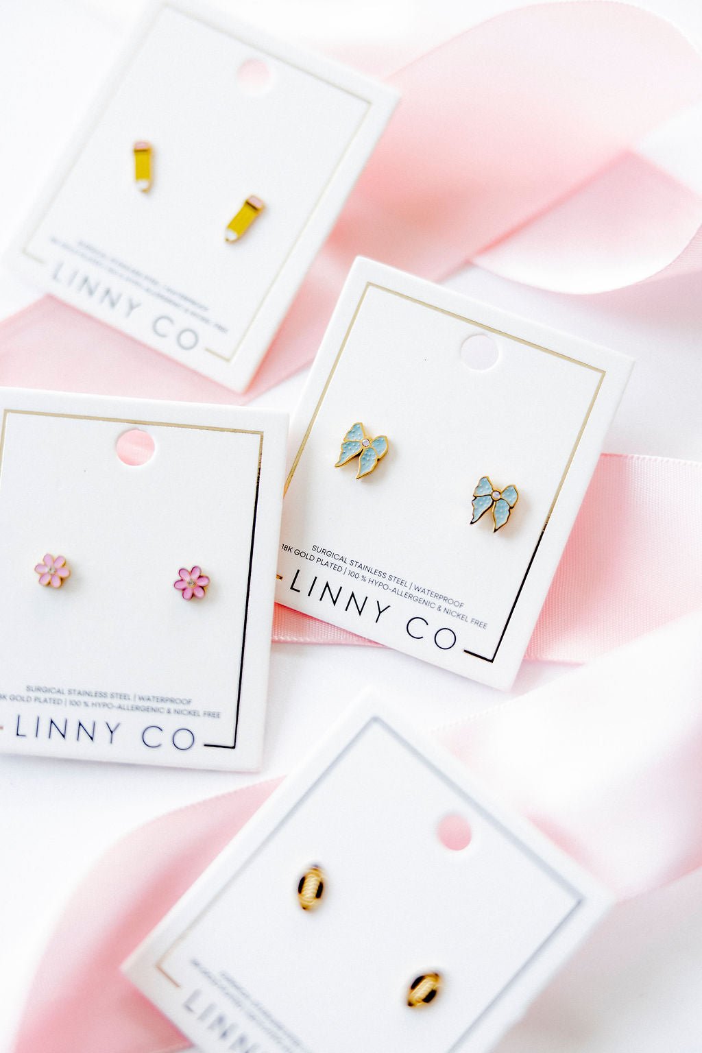 Screwback Stud Earrings - Finley Bow - LINNY CO WholesaleStuds