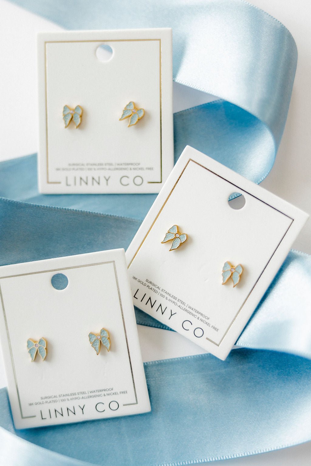 Screwback Stud Earrings - Finley Bow - LINNY CO WholesaleStuds