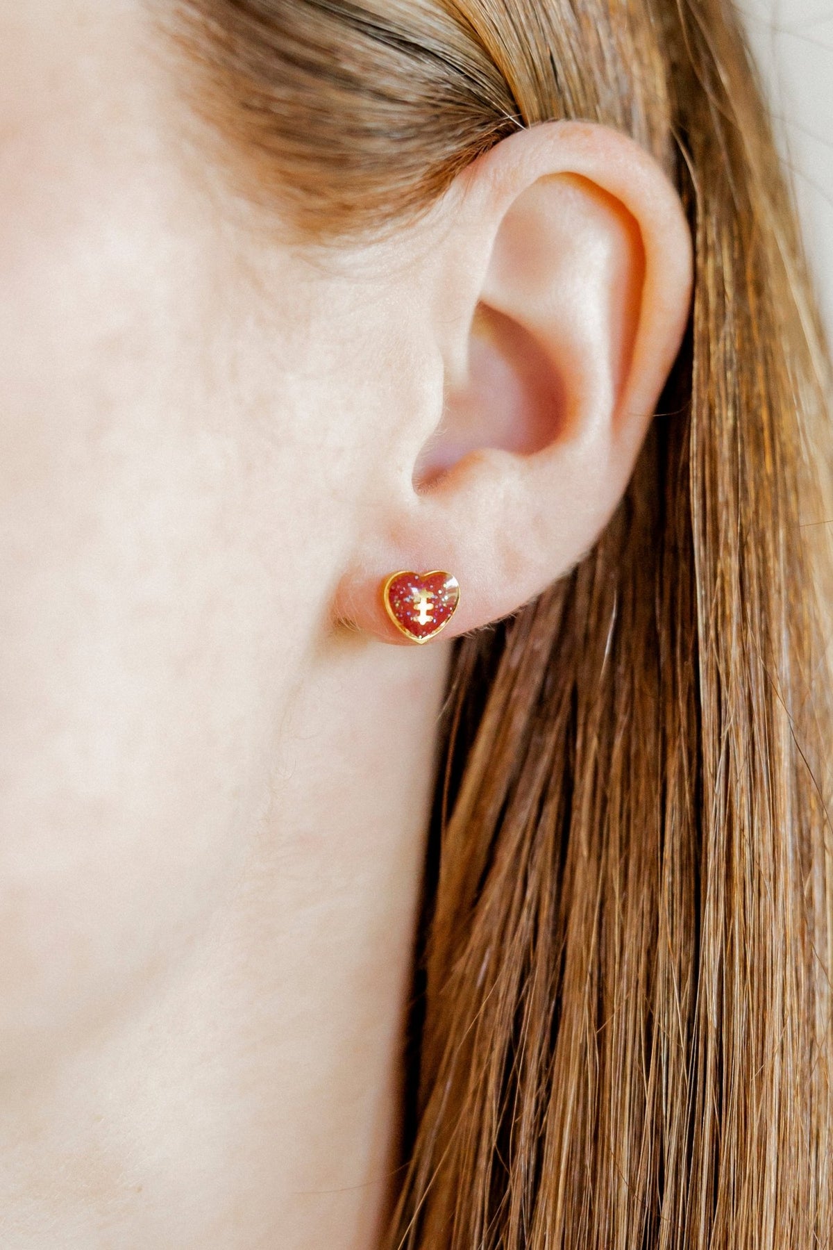 Screwback Stud Earrings - Football Heart - LINNY CO WholesaleStuds