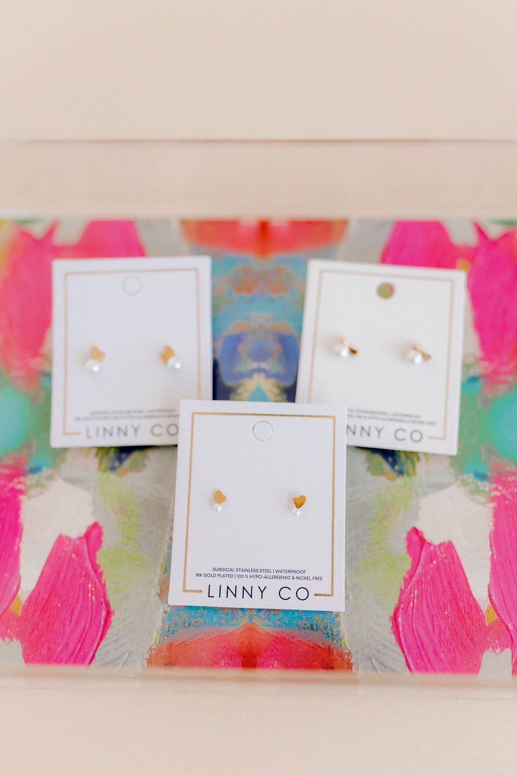 Screwback Stud Earrings - Heidi Pearl Bow - LINNY CO WholesaleStuds