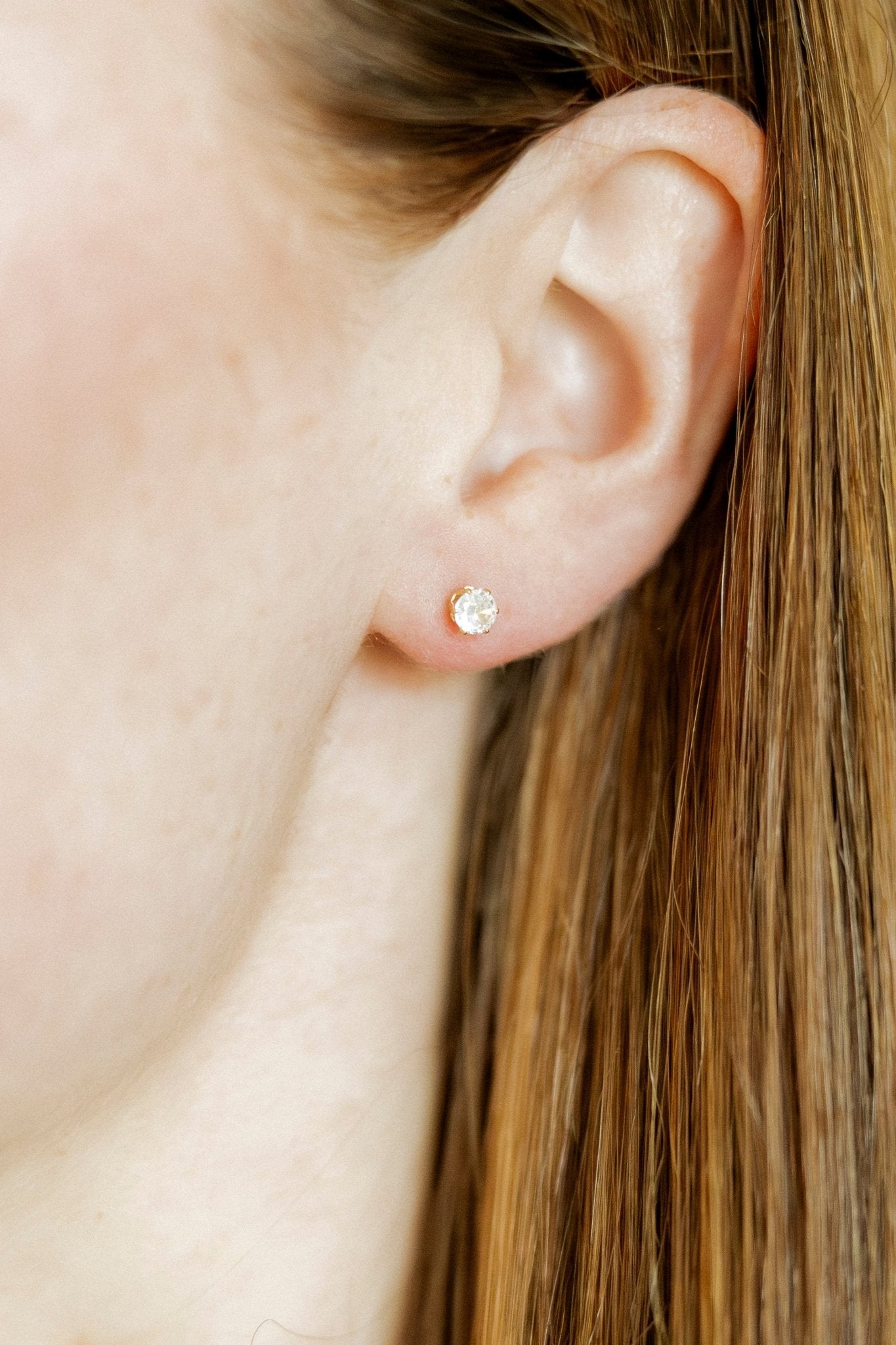 Screwback Stud Earrings - Helen Gold - LINNY CO WholesaleStuds