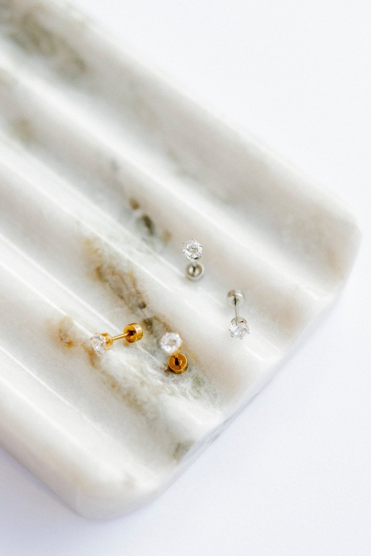 Screwback Stud Earrings - Helen Gold - LINNY CO WholesaleStuds
