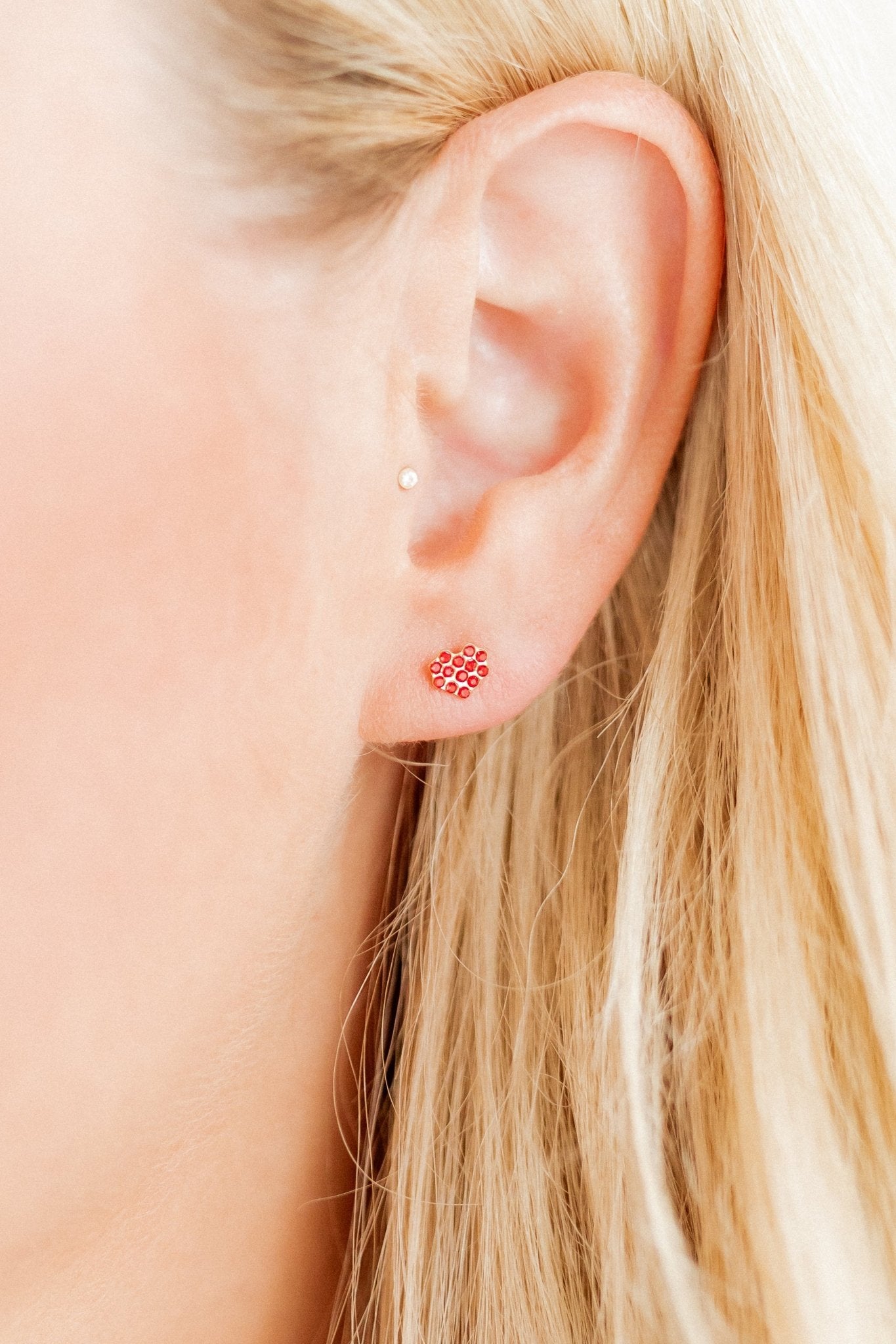Screwback Stud Earrings - Leo Red - LINNY CO WholesaleStuds