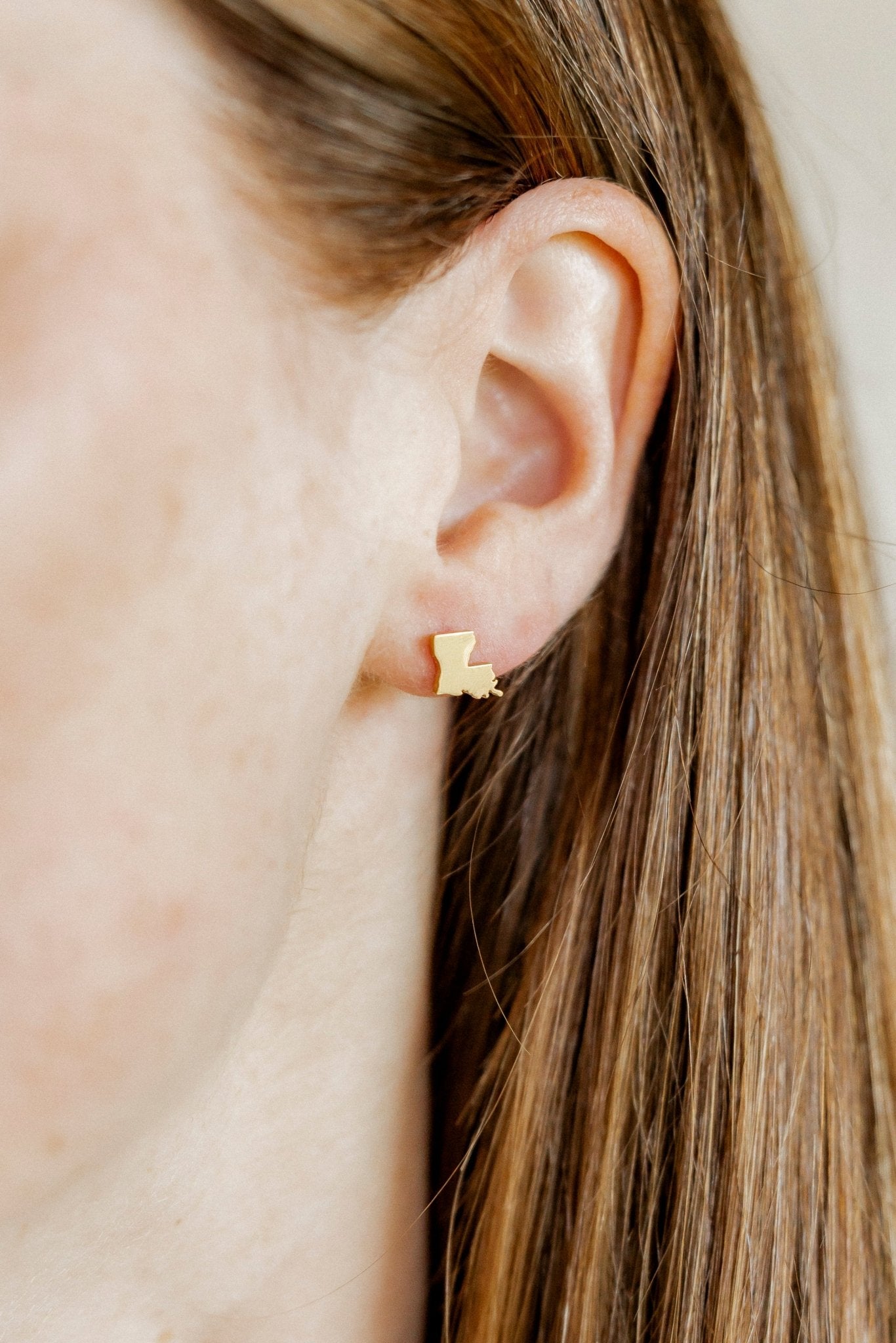 Screwback Stud Earrings - Louisiana - LINNY CO WholesaleStuds