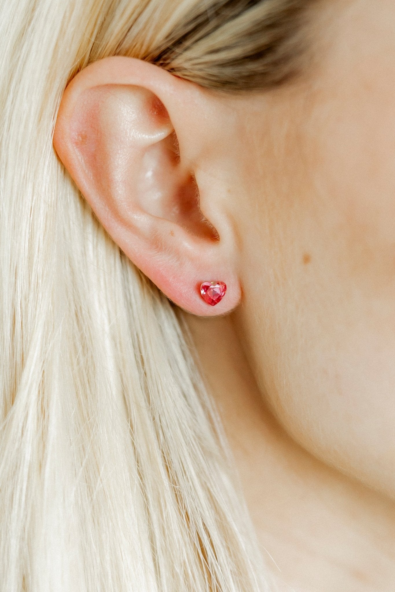 Screwback Stud Earrings Lux - Candy Heart - Hot Pink - LINNY CO WholesaleStuds