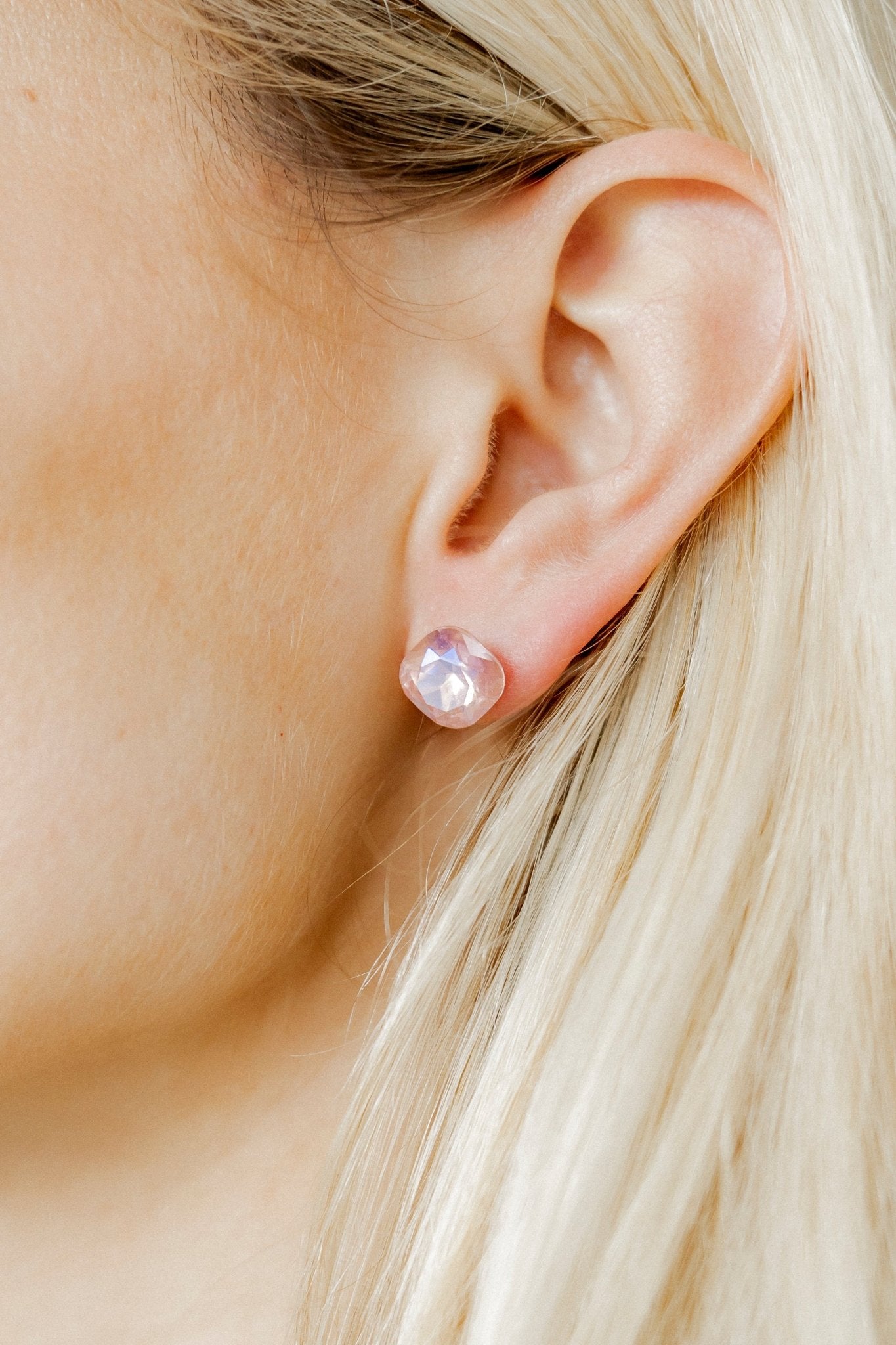 Screwback Stud Earrings Lux - Kit Baby Pink - LINNY CO WholesaleStuds