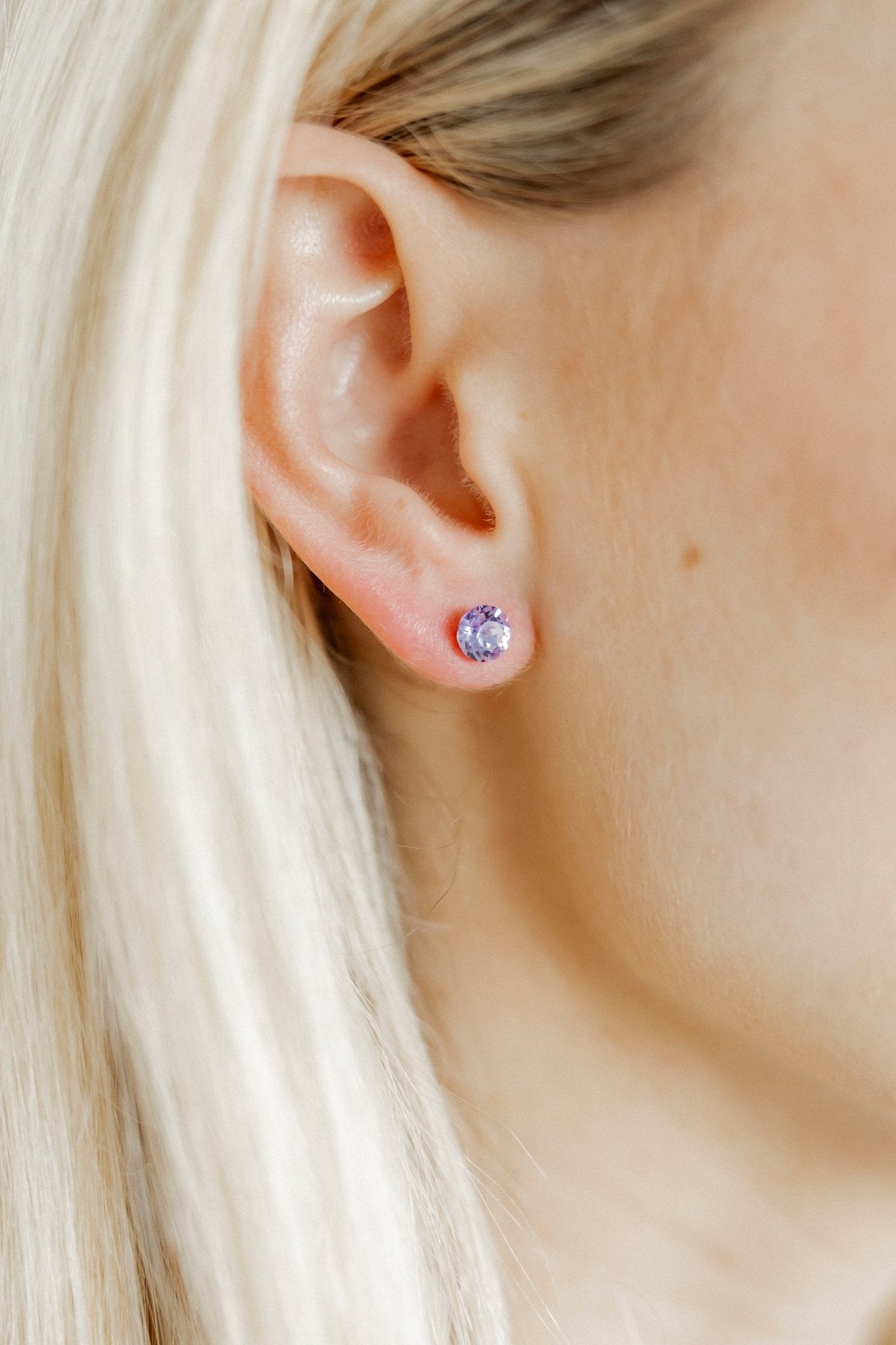 Screwback Stud Earrings Lux - Zuri Lilac - LINNY CO WholesaleStuds