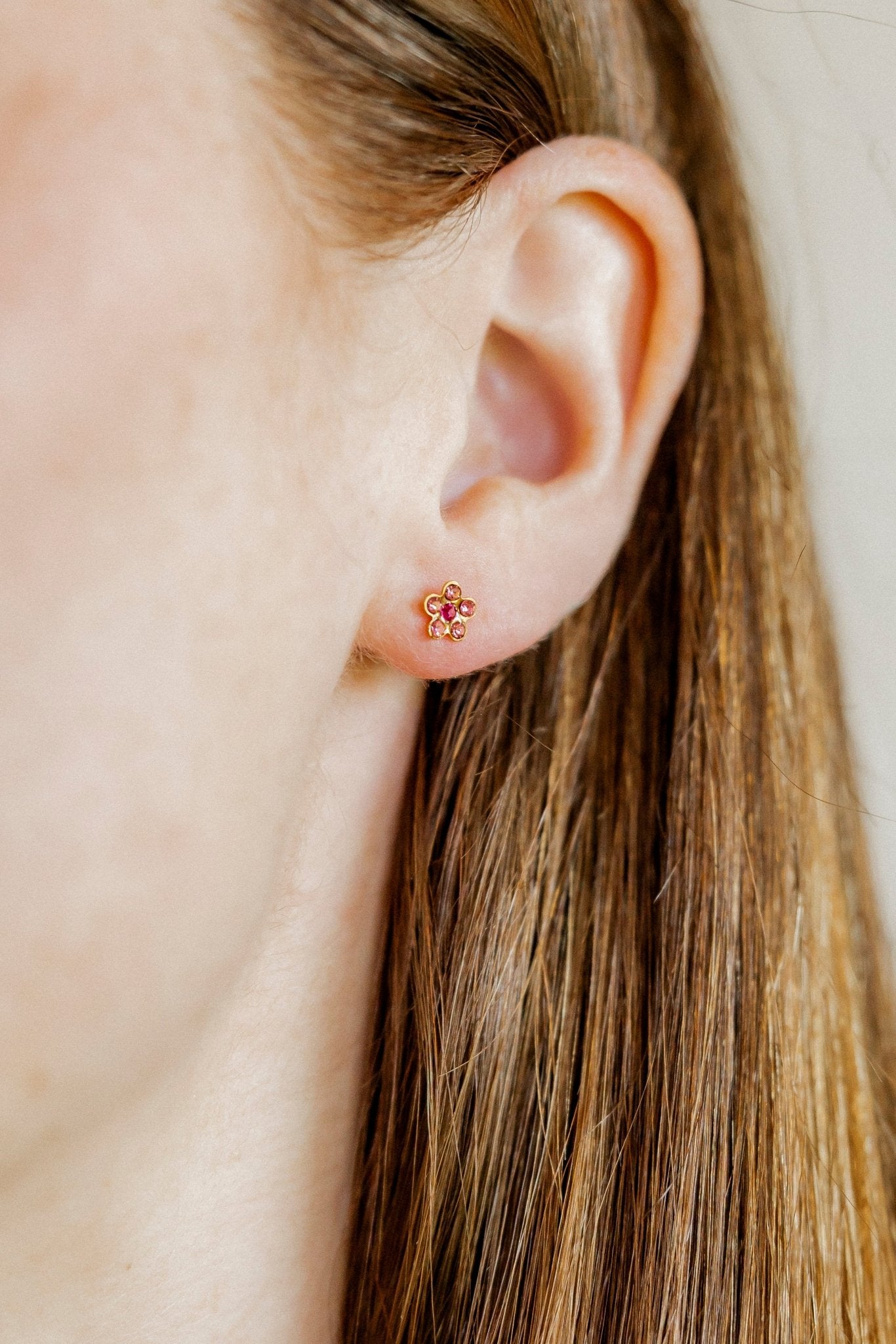Screwback Stud Earrings - Lyla Flower Pink - LINNY CO WholesaleStuds