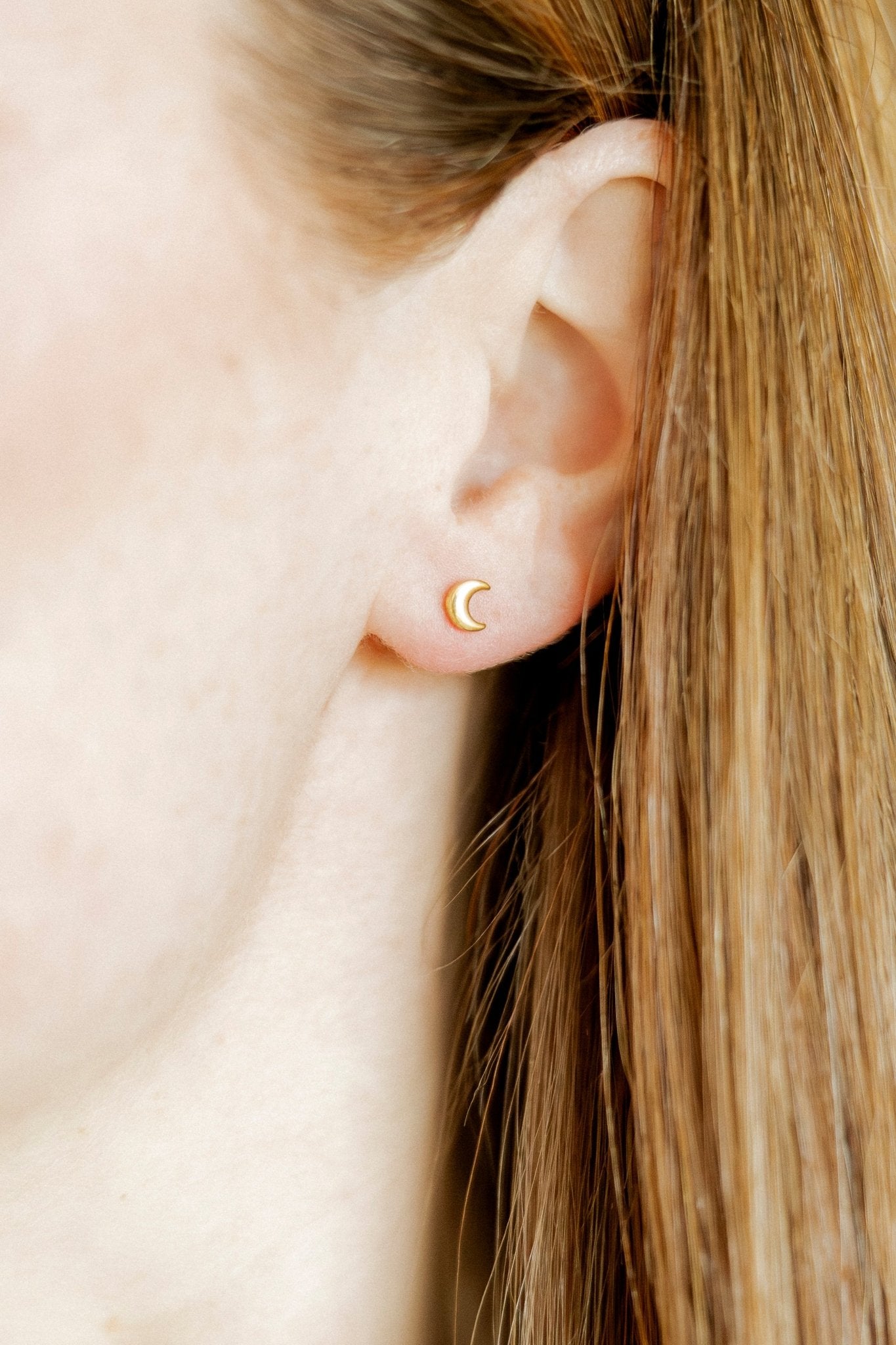 Screwback Stud Earrings - Micro Moon - LINNY CO WholesaleStuds