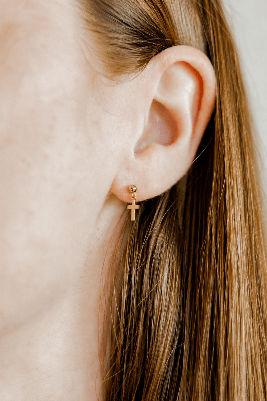 Screwback Stud Earrings - Millie Cross Gold - LINNY CO WholesaleStuds