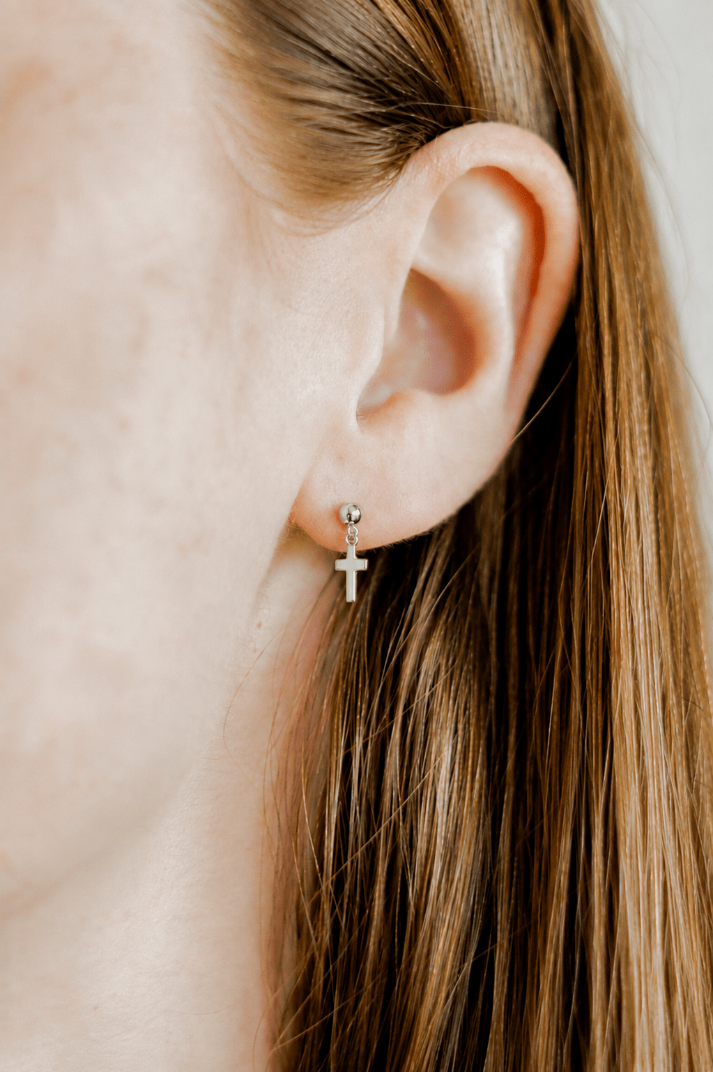 Screwback Stud Earrings - Millie Cross Silver - LINNY CO WholesaleStuds