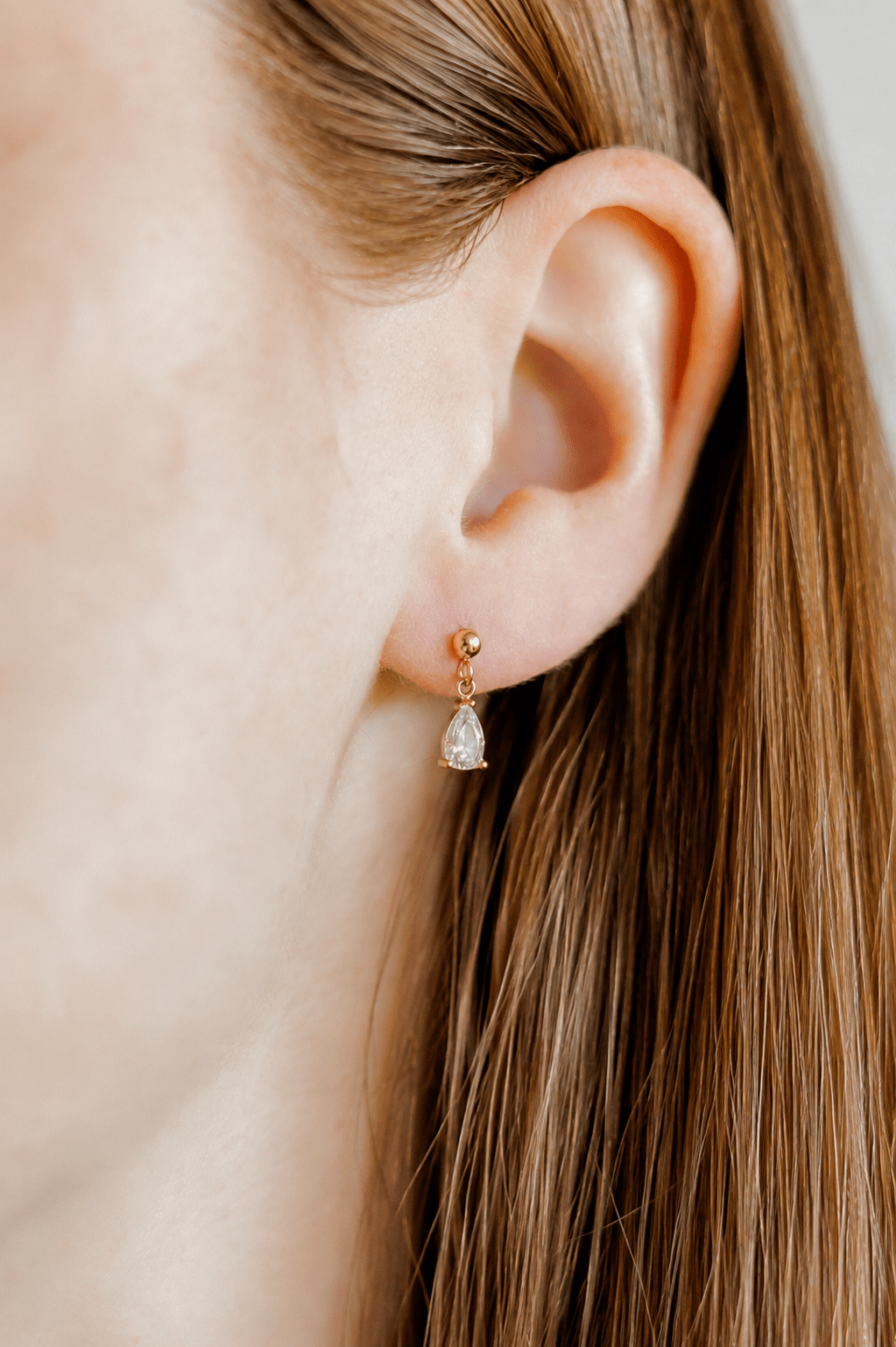 Screwback Stud Earrings - Millie Teardrop CZ Gold - LINNY CO WholesaleStuds