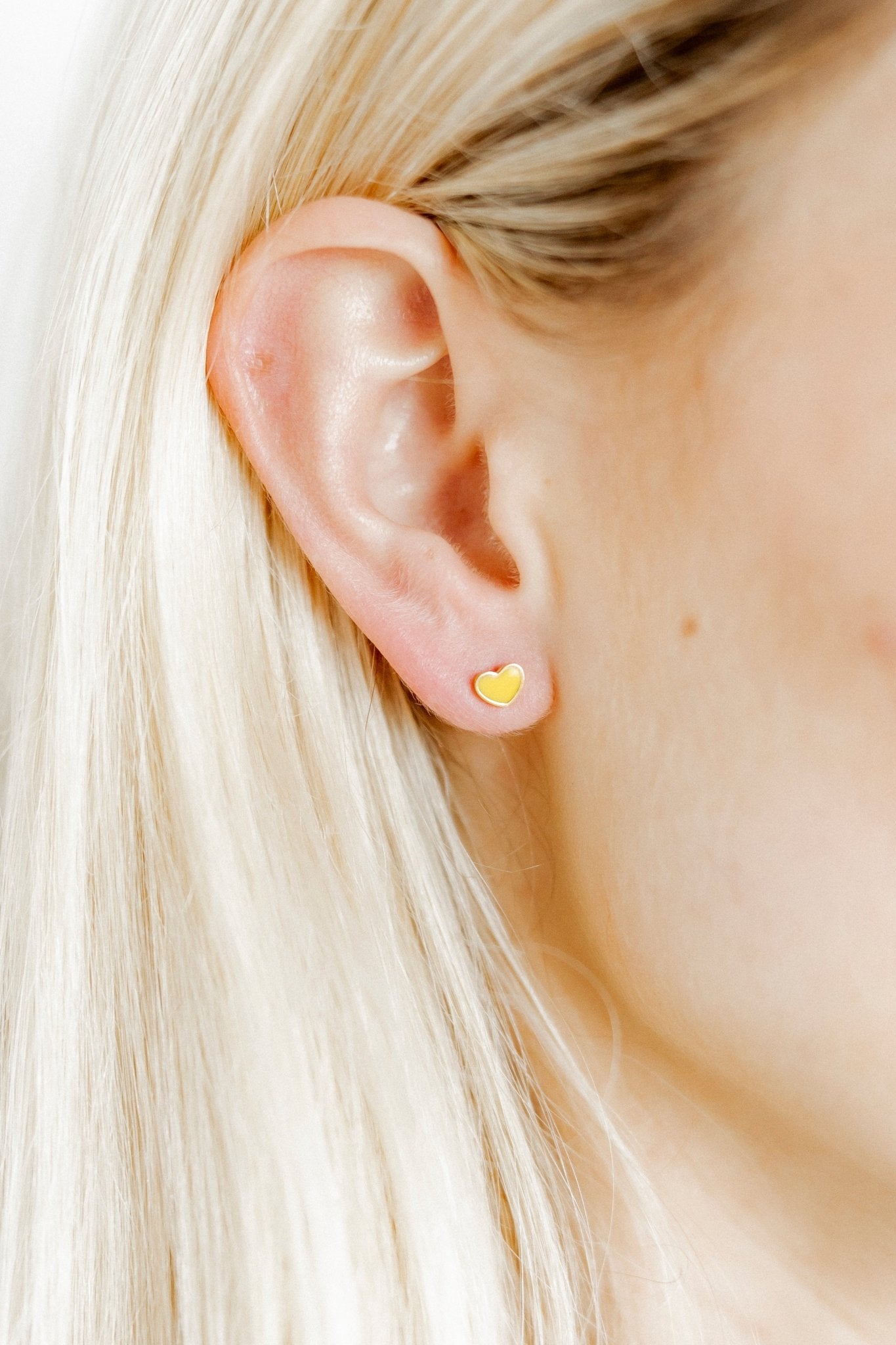 Screwback Stud Earrings - Nora Heart Yellow - LINNY CO WholesaleStuds
