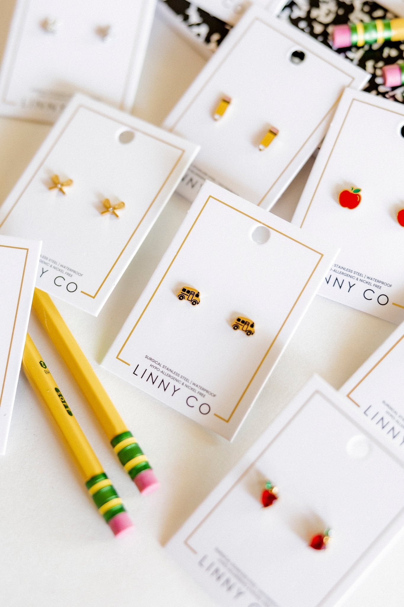 Screwback Stud Earrings - School Bus - LINNY CO WholesaleStuds
