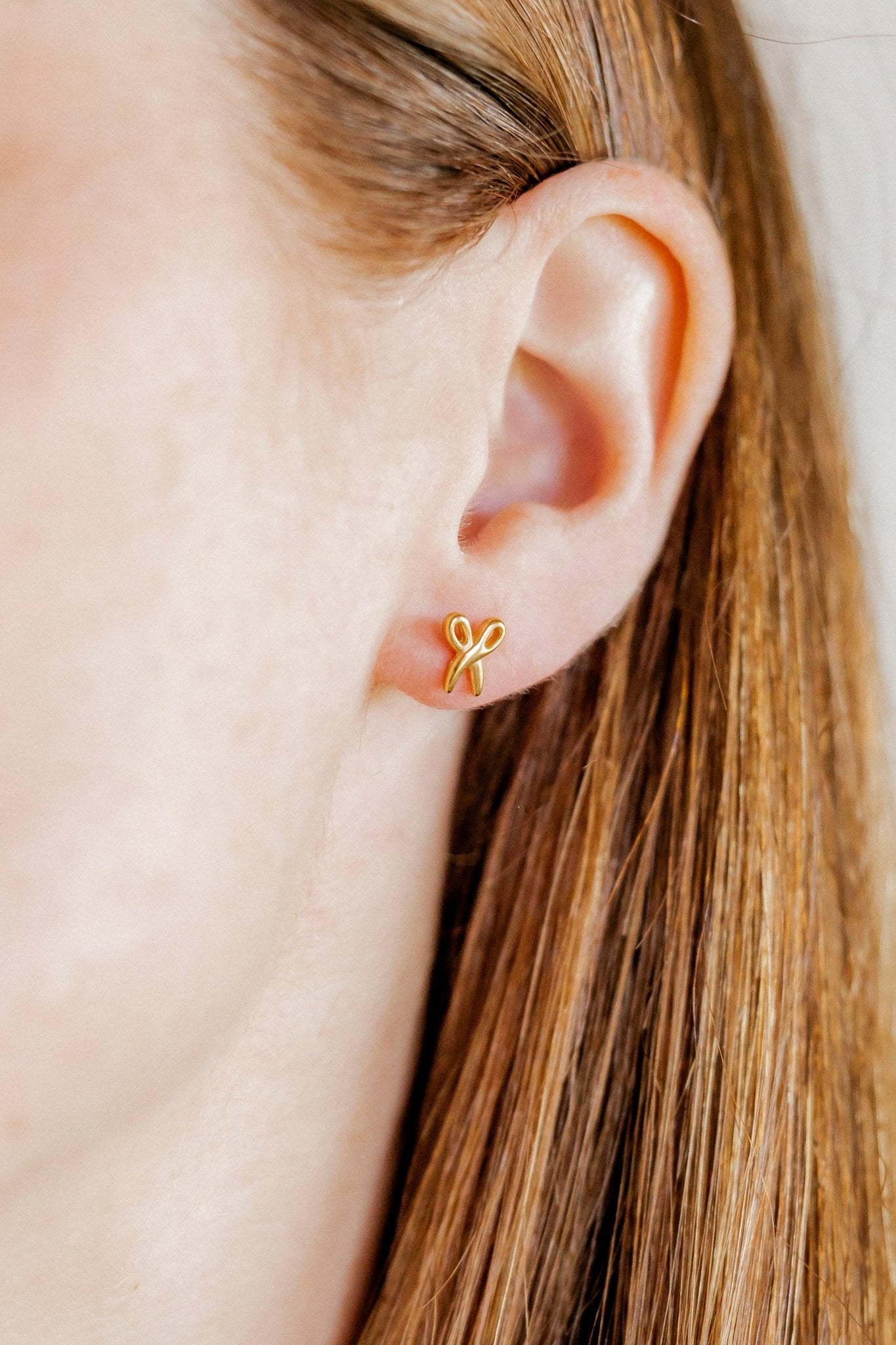Screwback Stud Earrings - Scissors Gold - LINNY CO WholesaleStuds