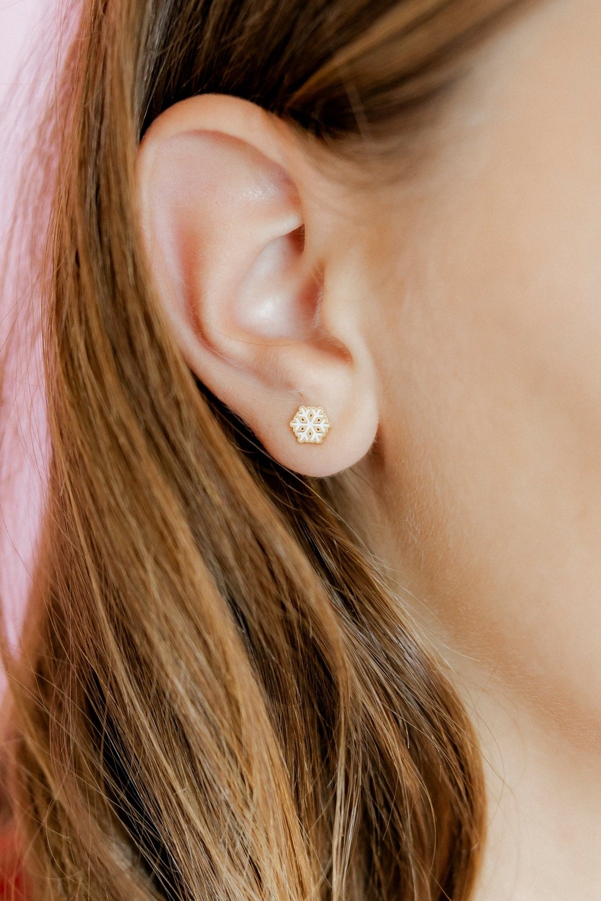 Screwback Stud Earrings - Snowflake White - LINNY CO WholesaleStuds