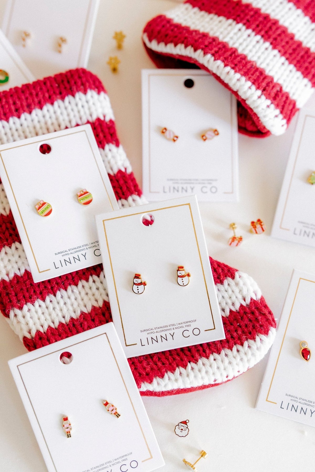 Screwback Stud Earrings - Snowman - LINNY CO WholesaleStuds