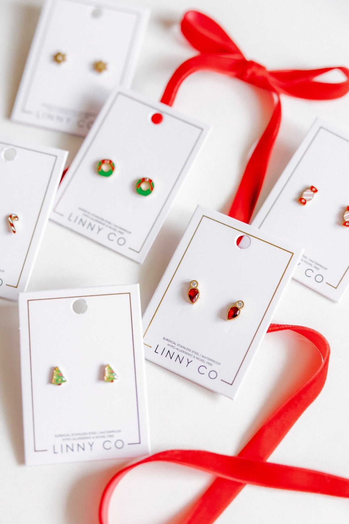 Screwback Stud Earrings - Starla Light - LINNY CO WholesaleStuds