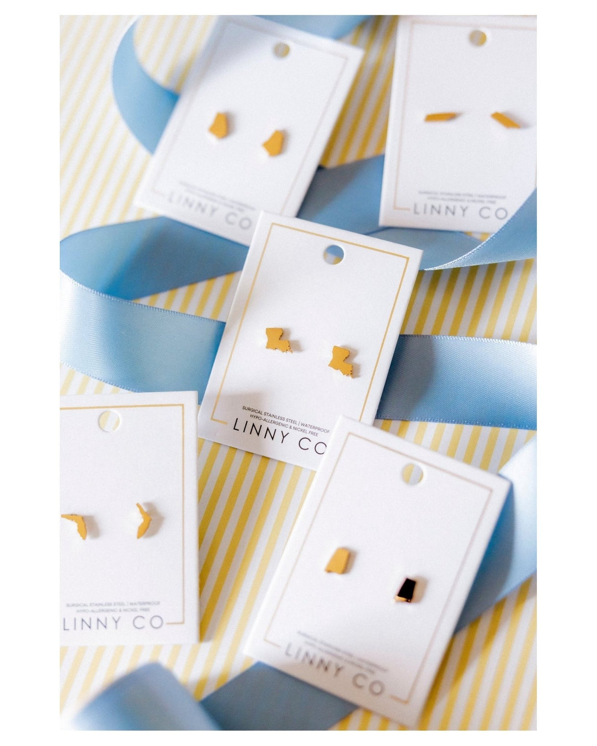 Screwback Stud Earrings - State of Louisiana - LINNY CO WholesaleStuds