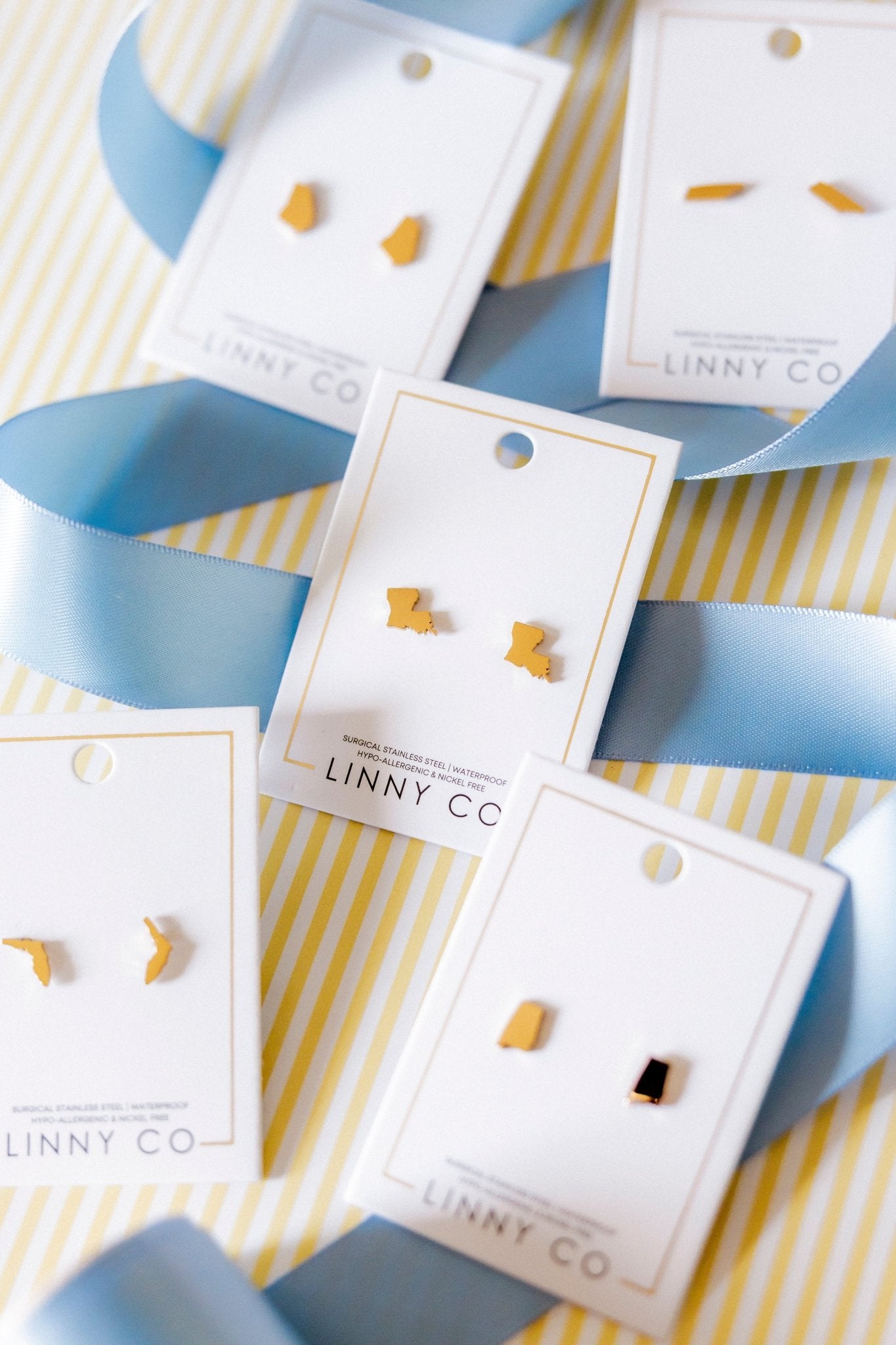 Screwback Stud Earrings - State of Louisiana - LINNY CO WholesaleStuds