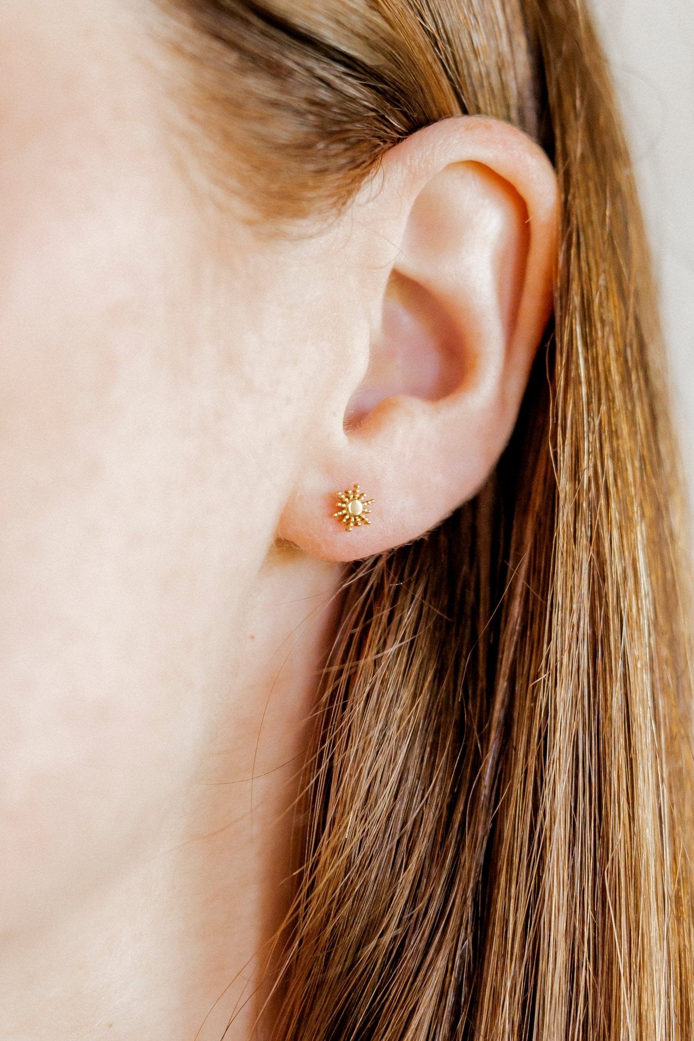 Screwback Stud Earrings - Sunshine Gold - LINNY CO WholesaleStuds