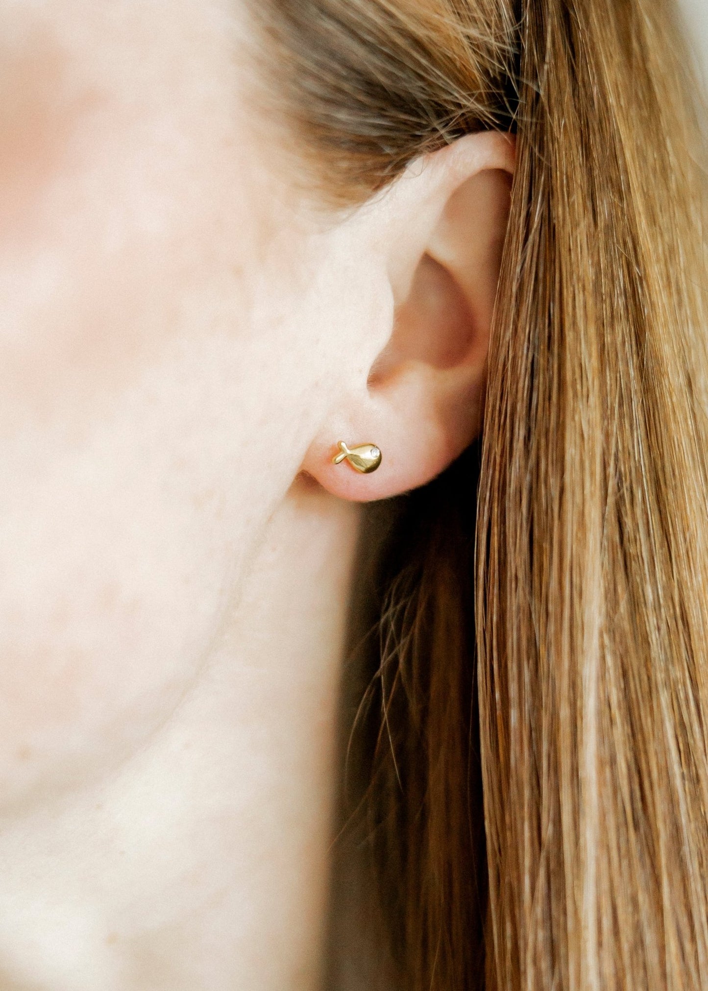 Screwback Stud Earrings - Whale - LINNY CO WholesaleStuds