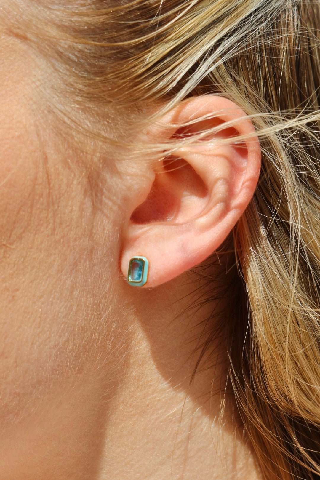 Screwback Stud Earrings - Whitney Aqua Dream - LINNY CO WholesaleStuds