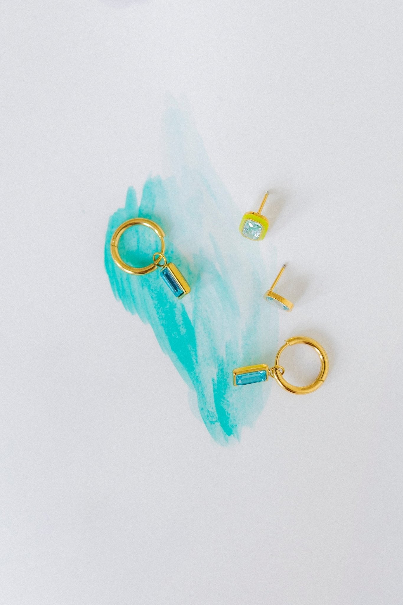 Screwback Stud Earrings - Whitney Lime Zest - LINNY CO WholesaleStuds