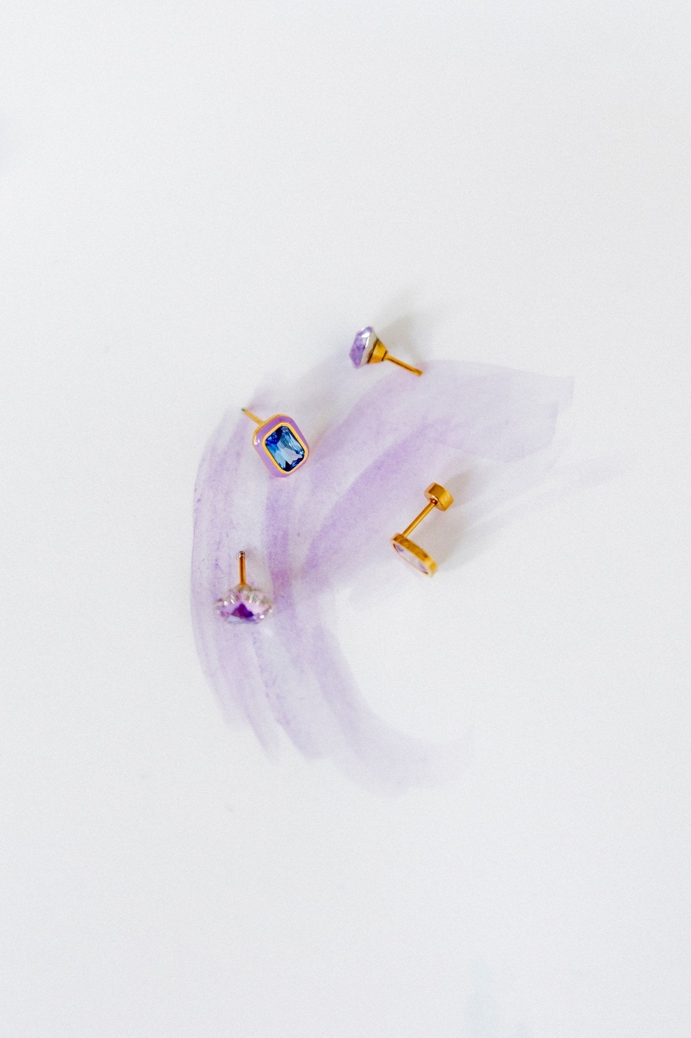 Screwback Stud Earrings - Whitney Violet Bloom - LINNY CO WholesaleStuds