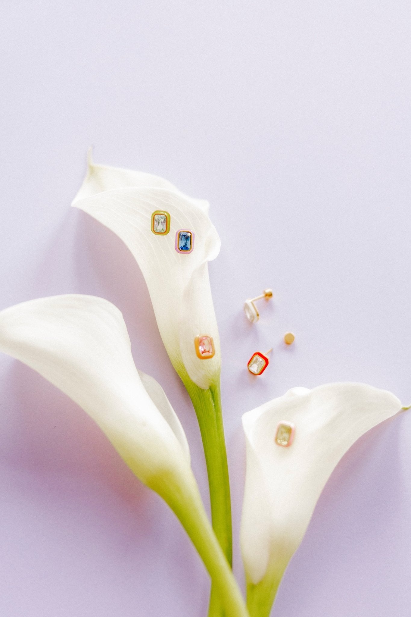 Screwback Stud Earrings - Whitney White Marshmallow - LINNY CO WholesaleStuds