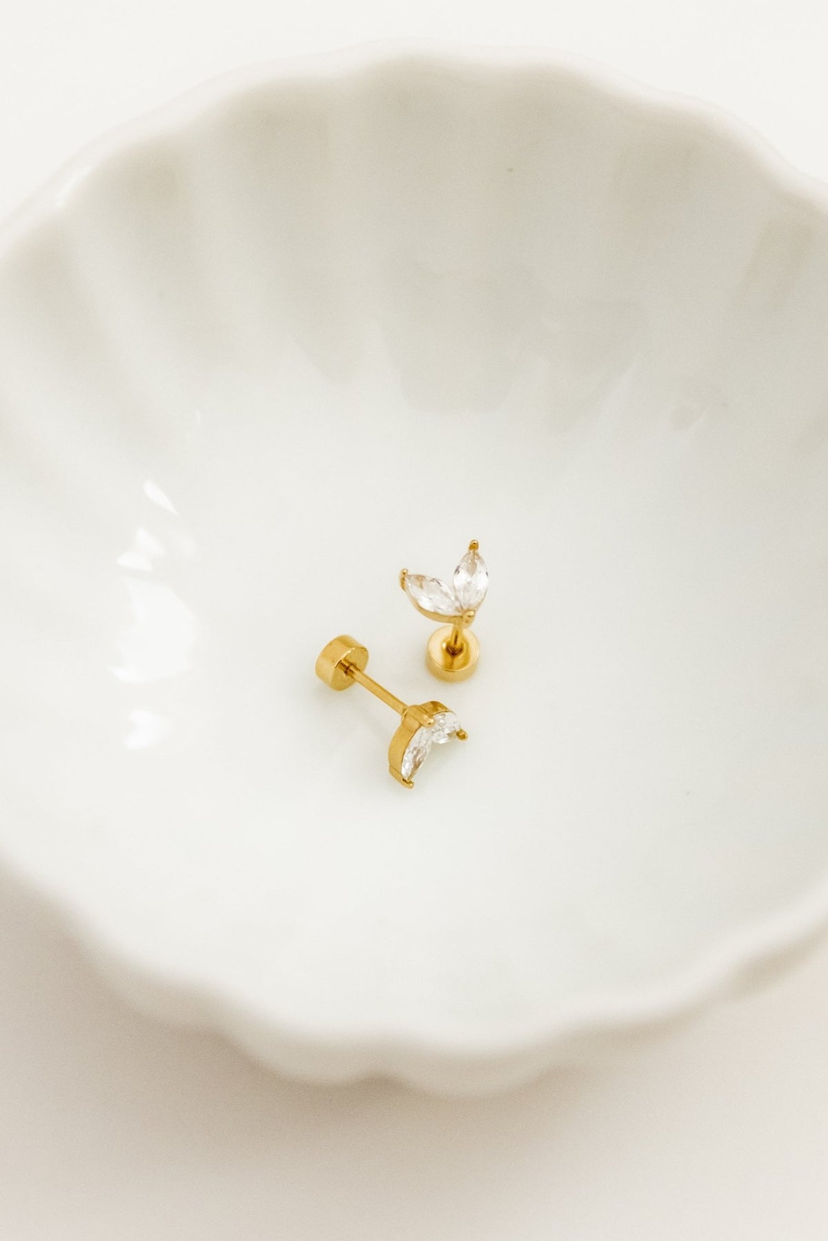 LINNY CO Nova Gold screwback stud earrings for kids & little girls — hypoallergenic, waterproof stainless steel with secure screwback backs, detail.