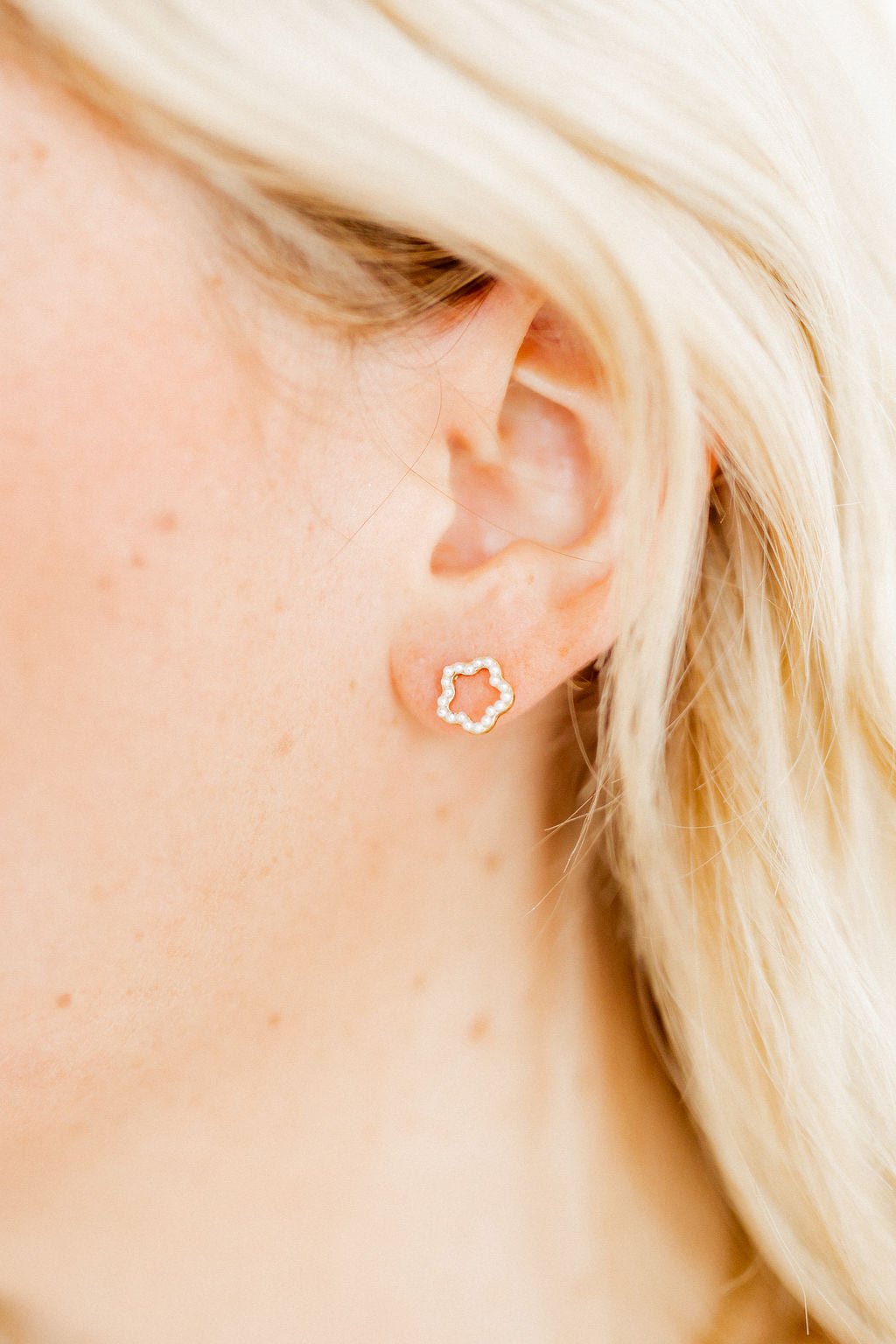 Talia - Star - Earrings - LINNY CO WholesaleMetals