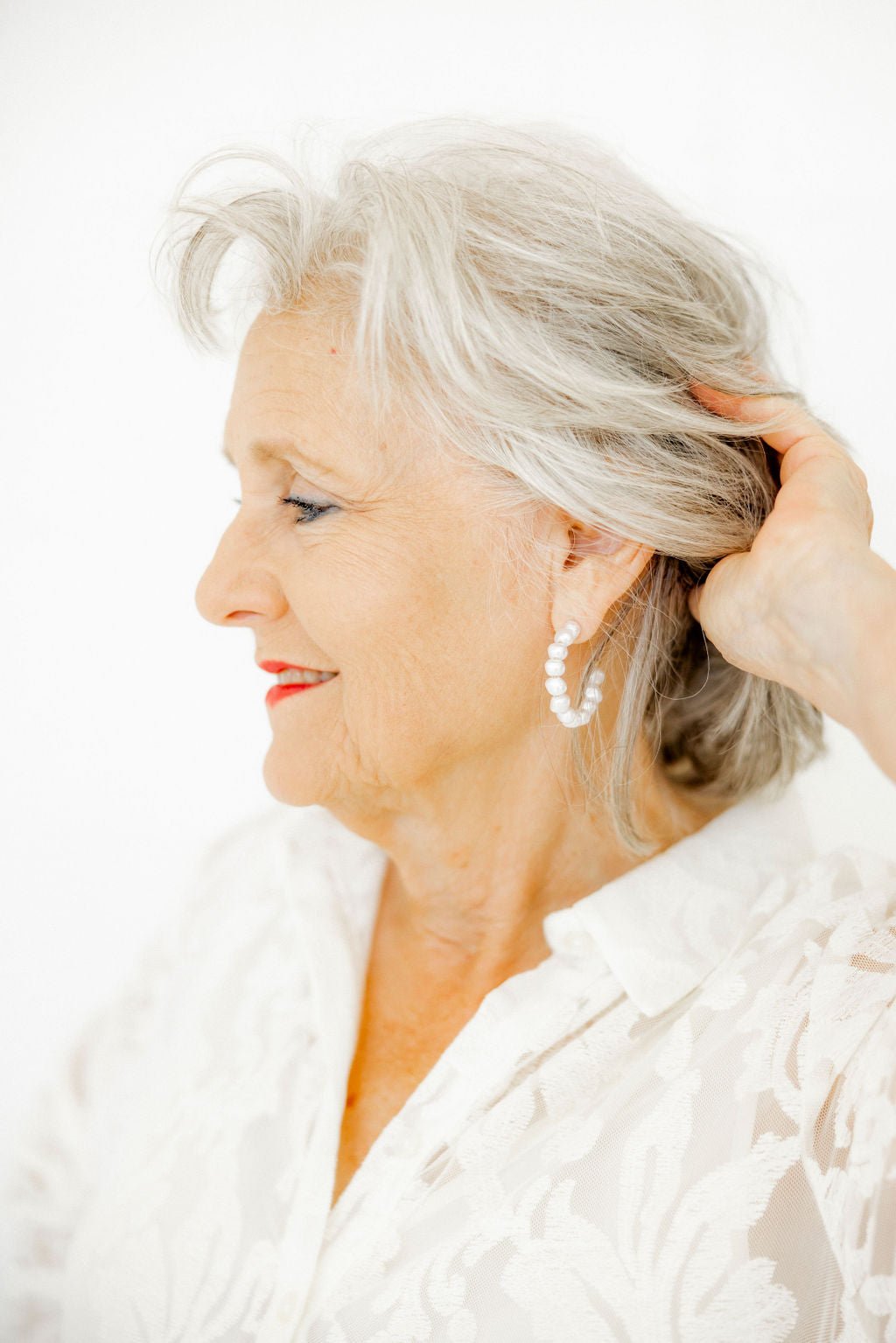 Tinsley Pearl Hoop Earrings - LINNY CO WholesaleMetals