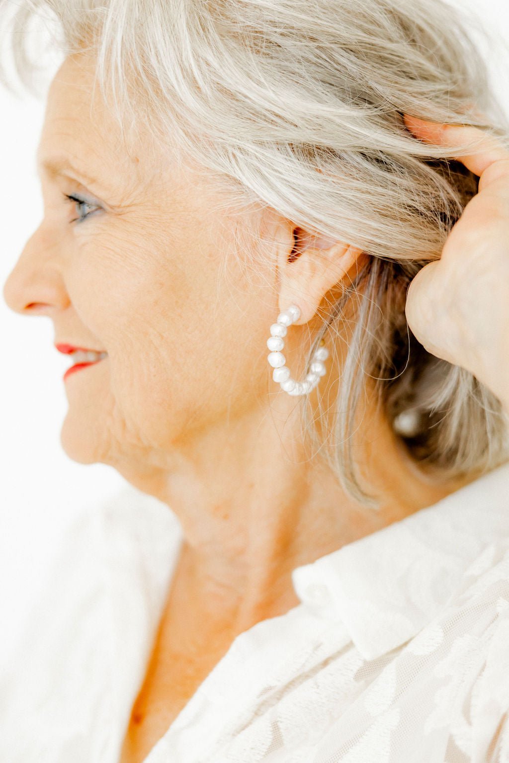 Tinsley Pearl Hoop Earrings - LINNY CO WholesaleMetals