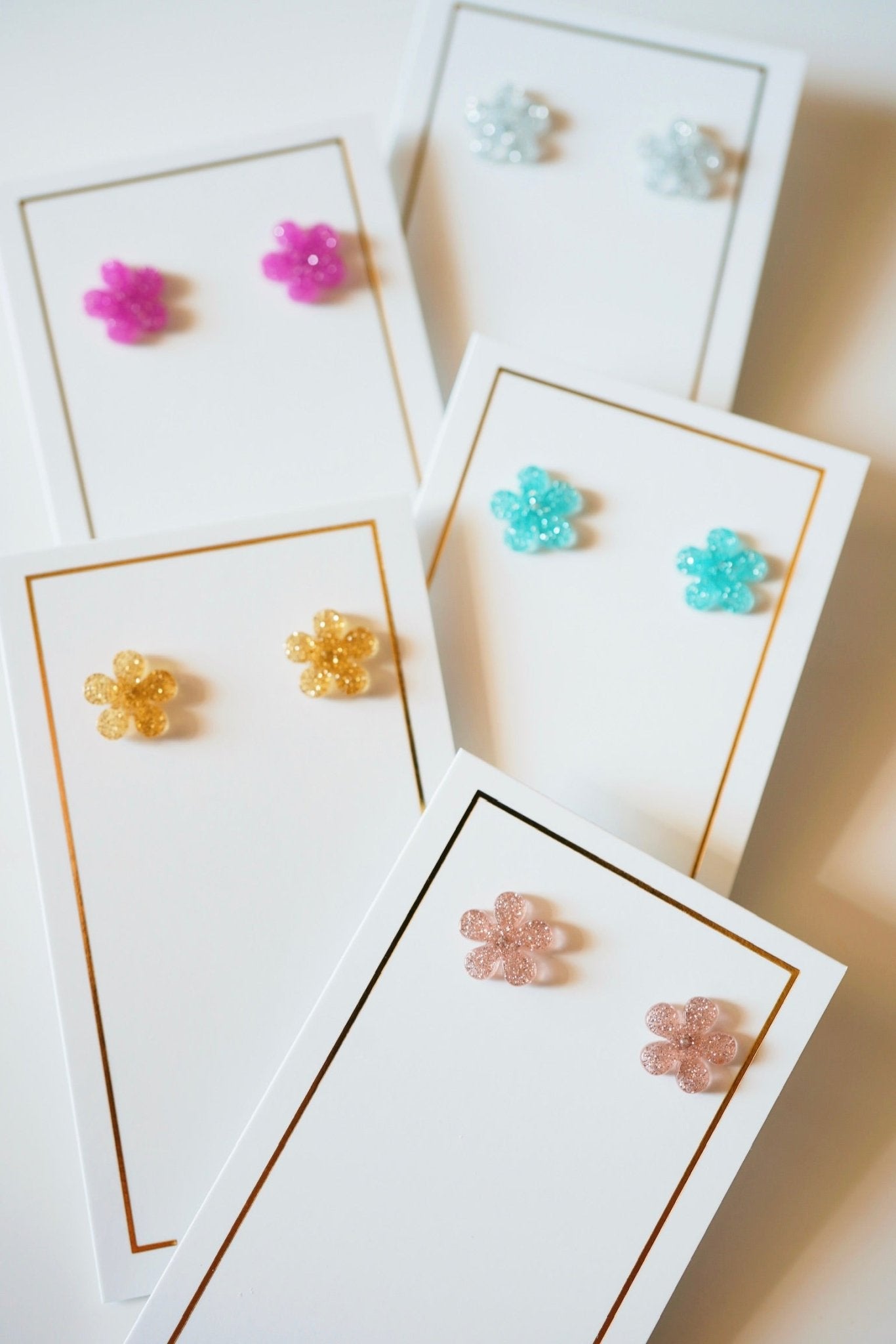 Jenna Flower Stud - Silver Glitter - Earrings - LINNY CO WholesaleAcetate